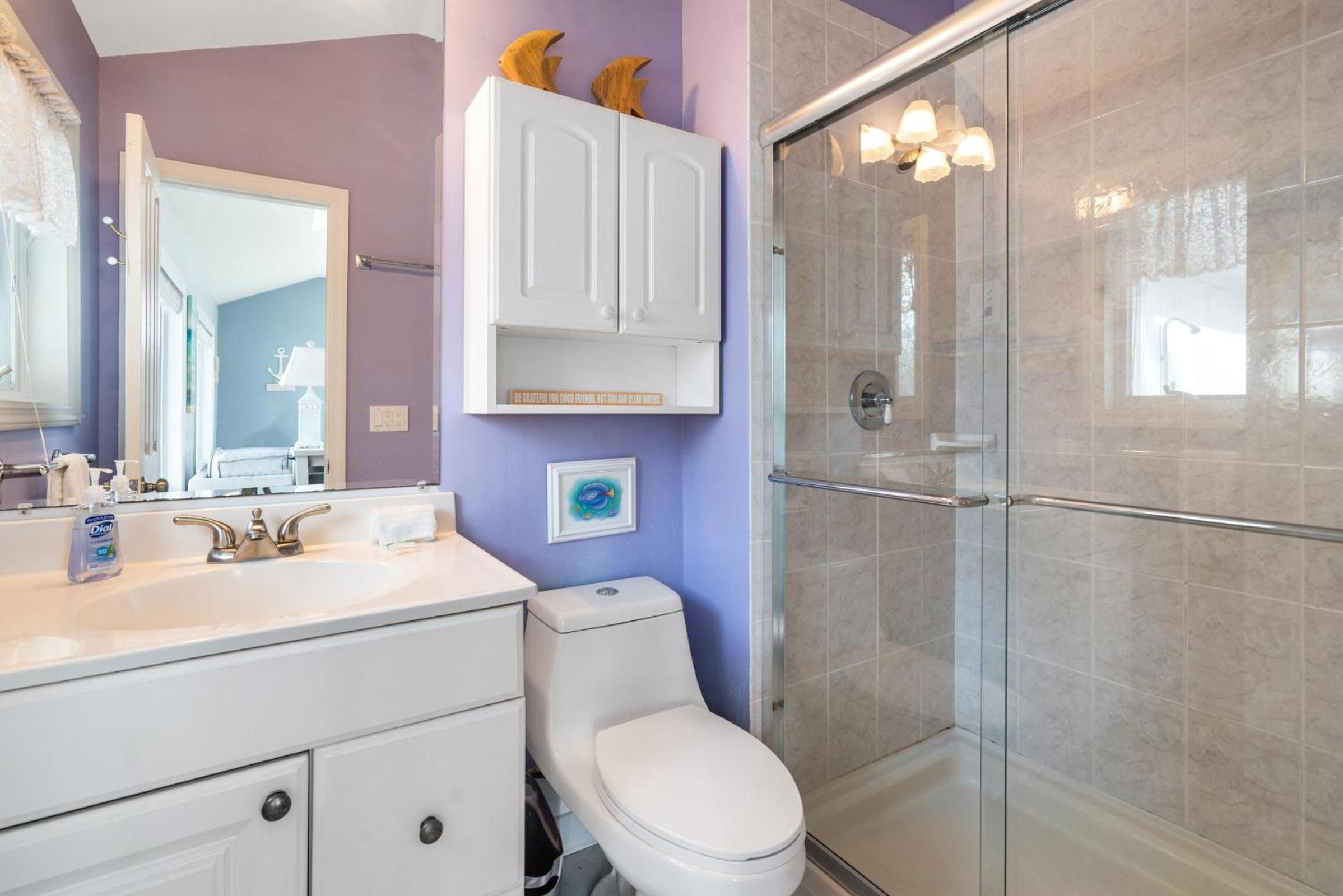 Three-Bedroom Vacation Home  photo 2