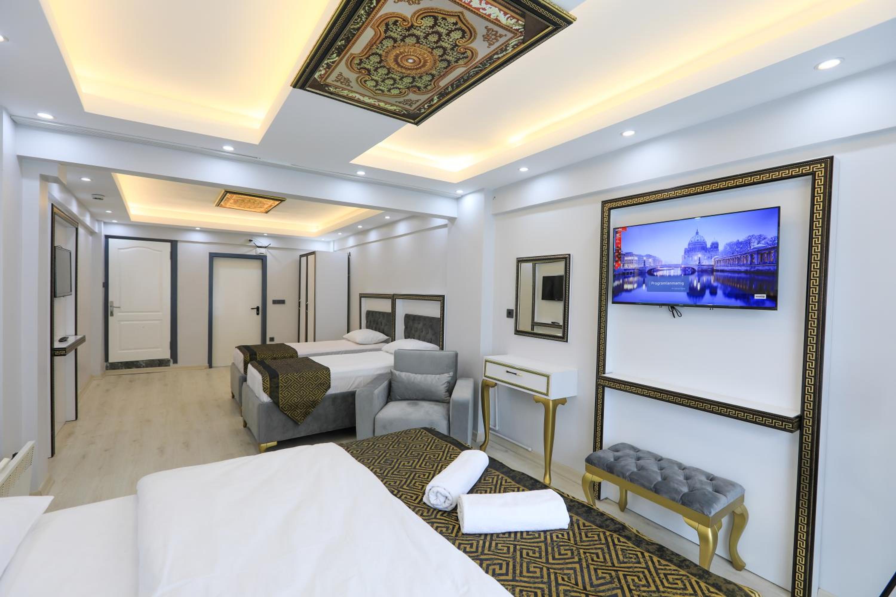 Budget Double Room photo 1