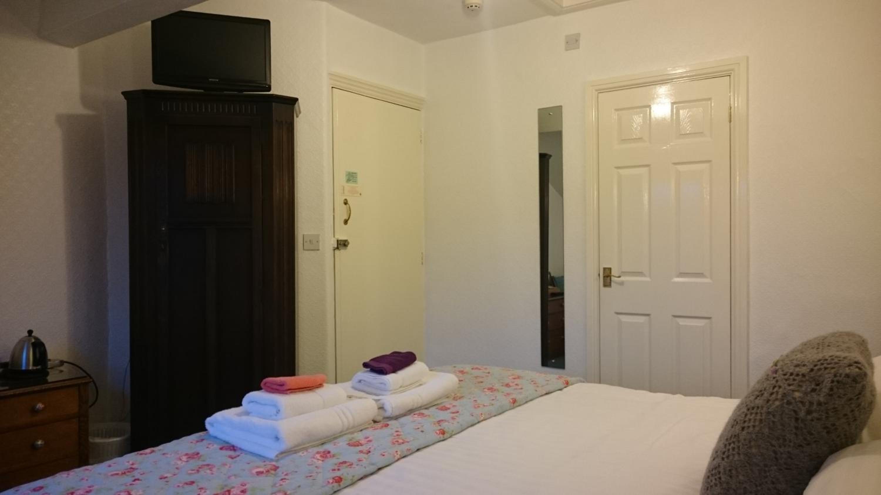 Room 6 River view (Second Floor) photo 2