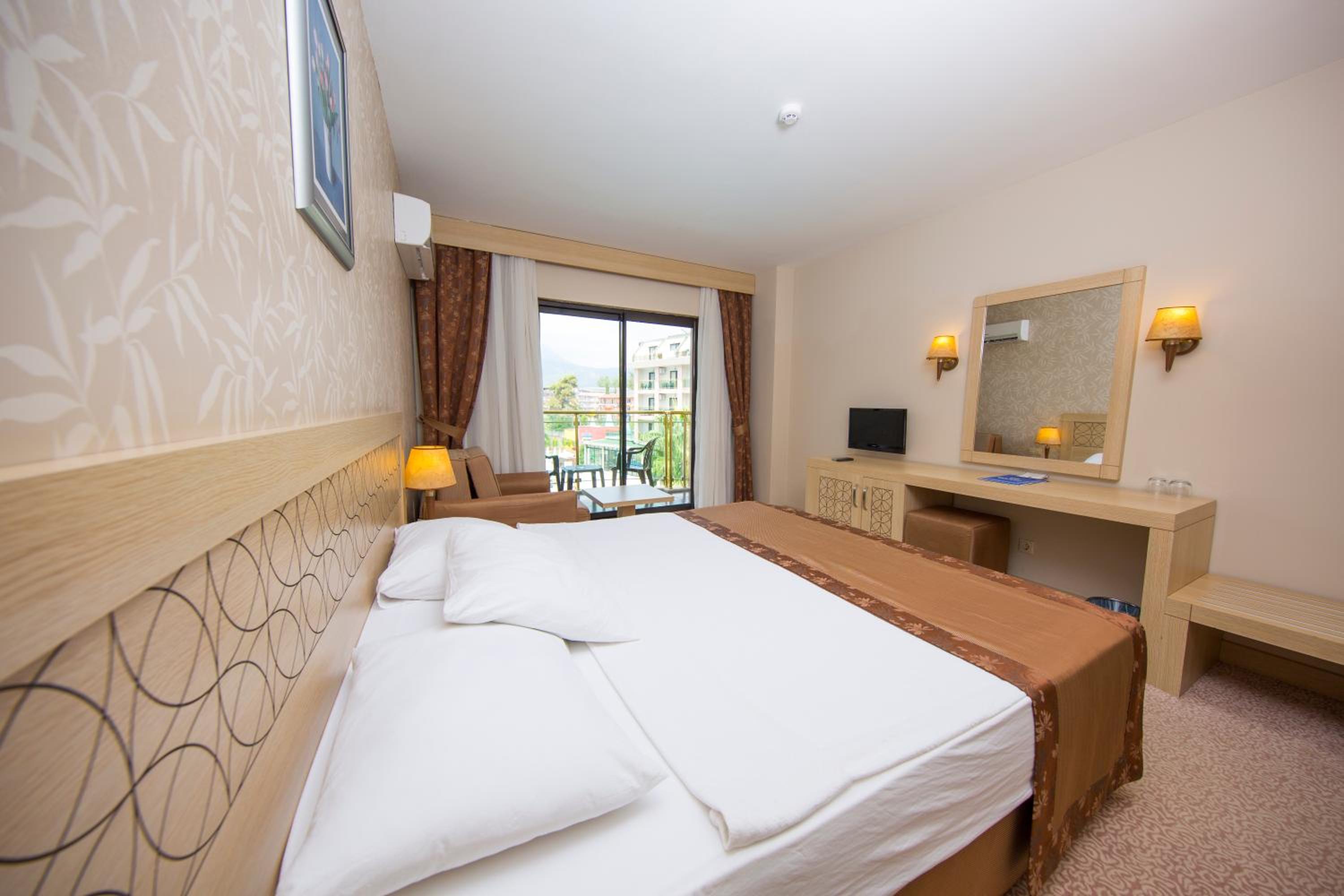 Standard Double or Twin Room with Balcony
