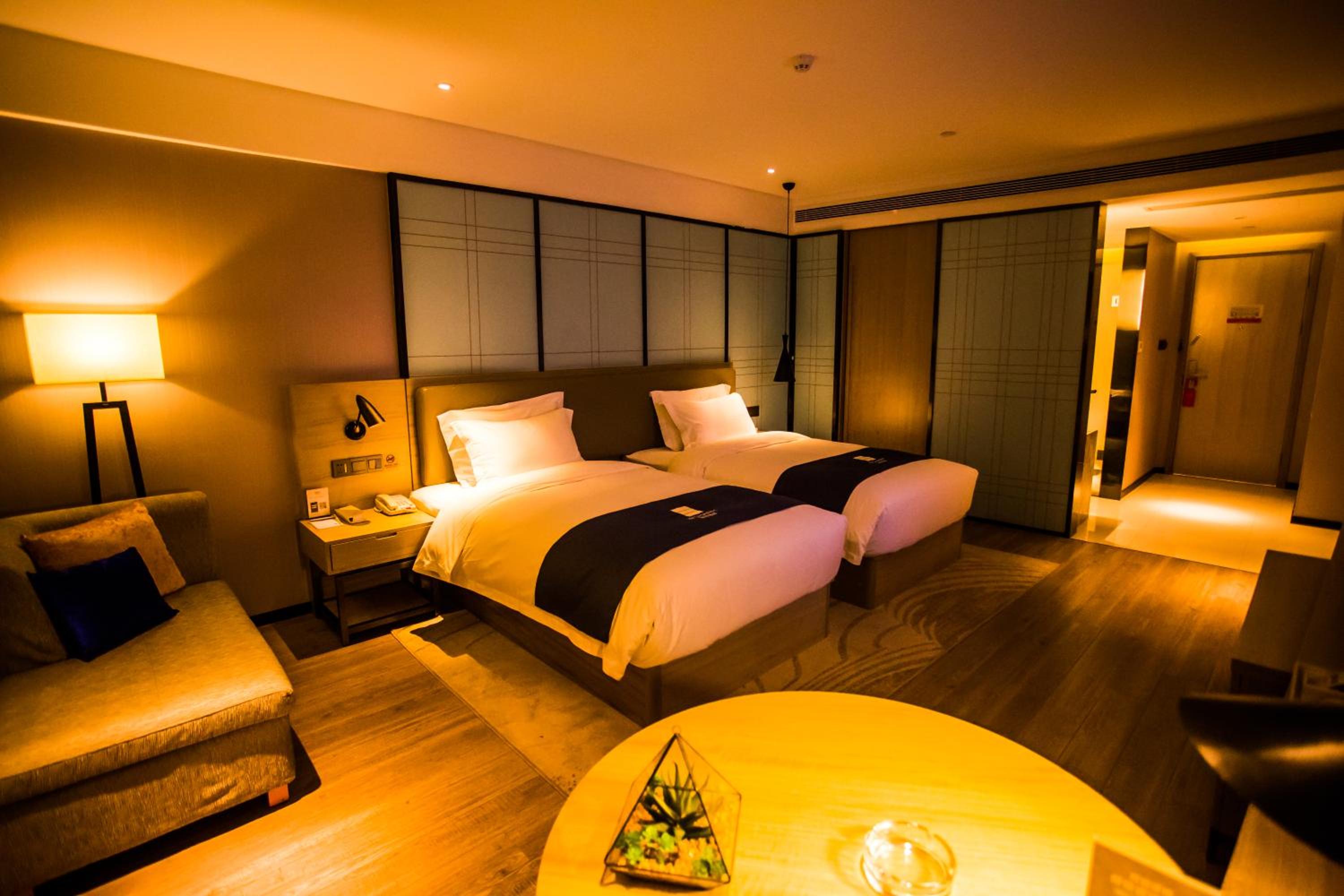 Deluxe Twin Room photo 2
