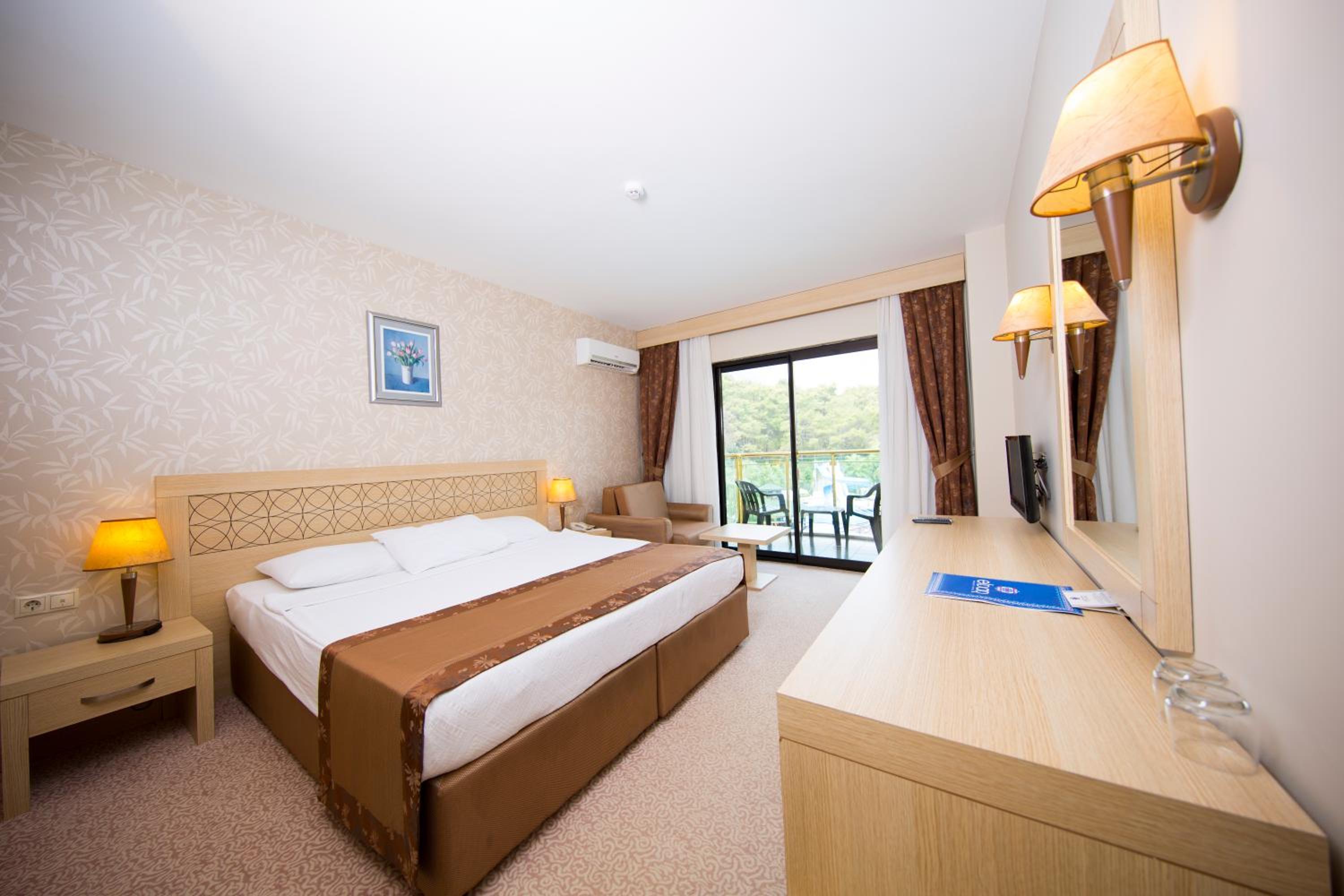 Standard Double or Twin Room with Balcony