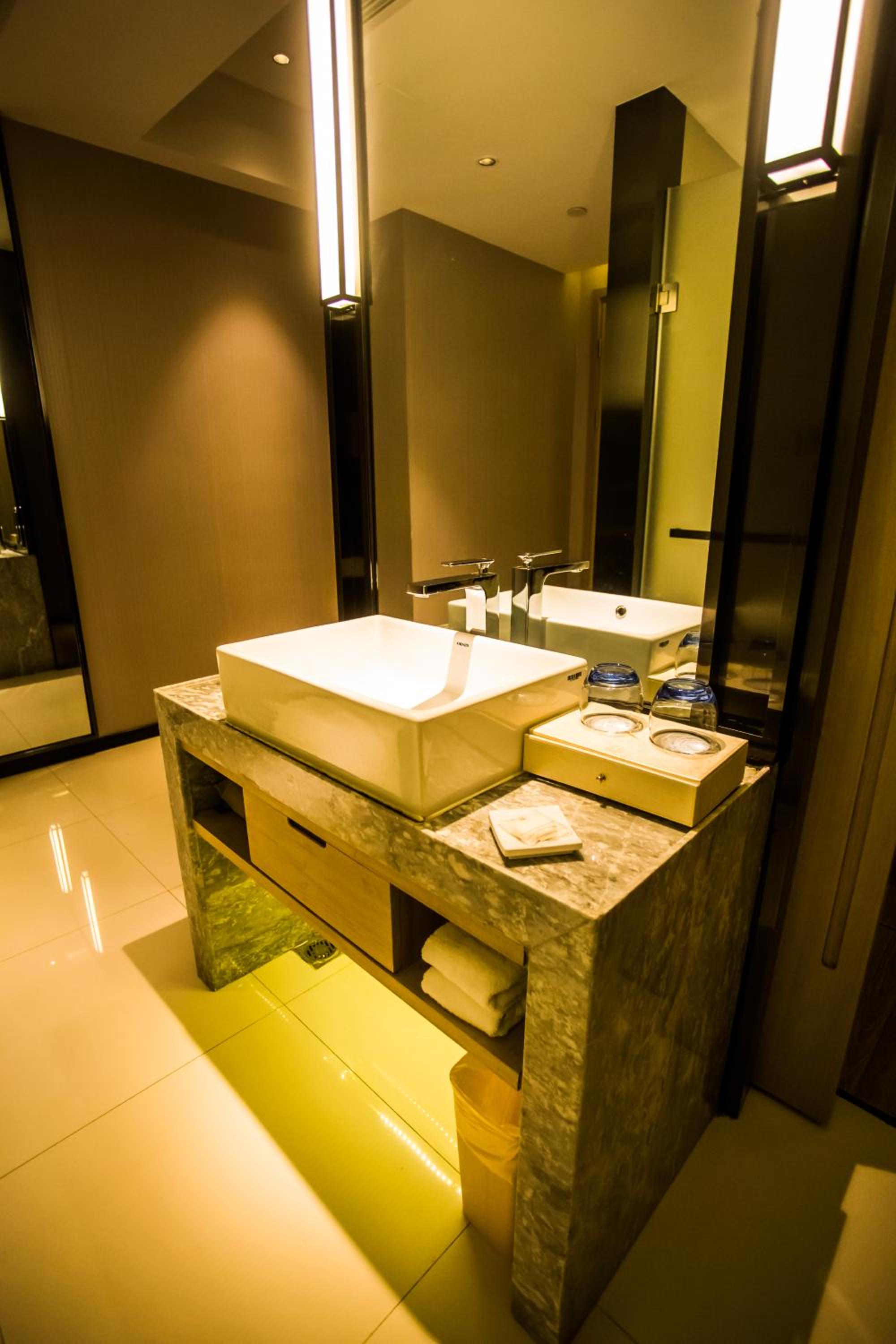 Deluxe Twin Room photo 3