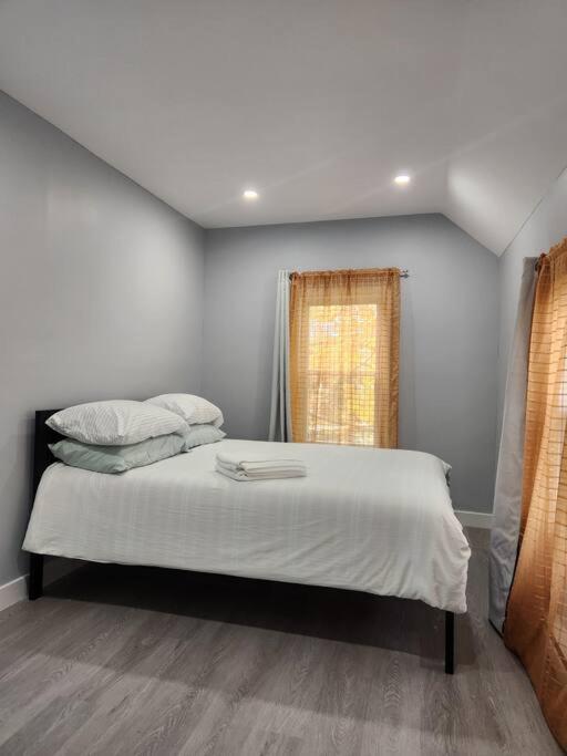 Two-Bedroom House photo 1