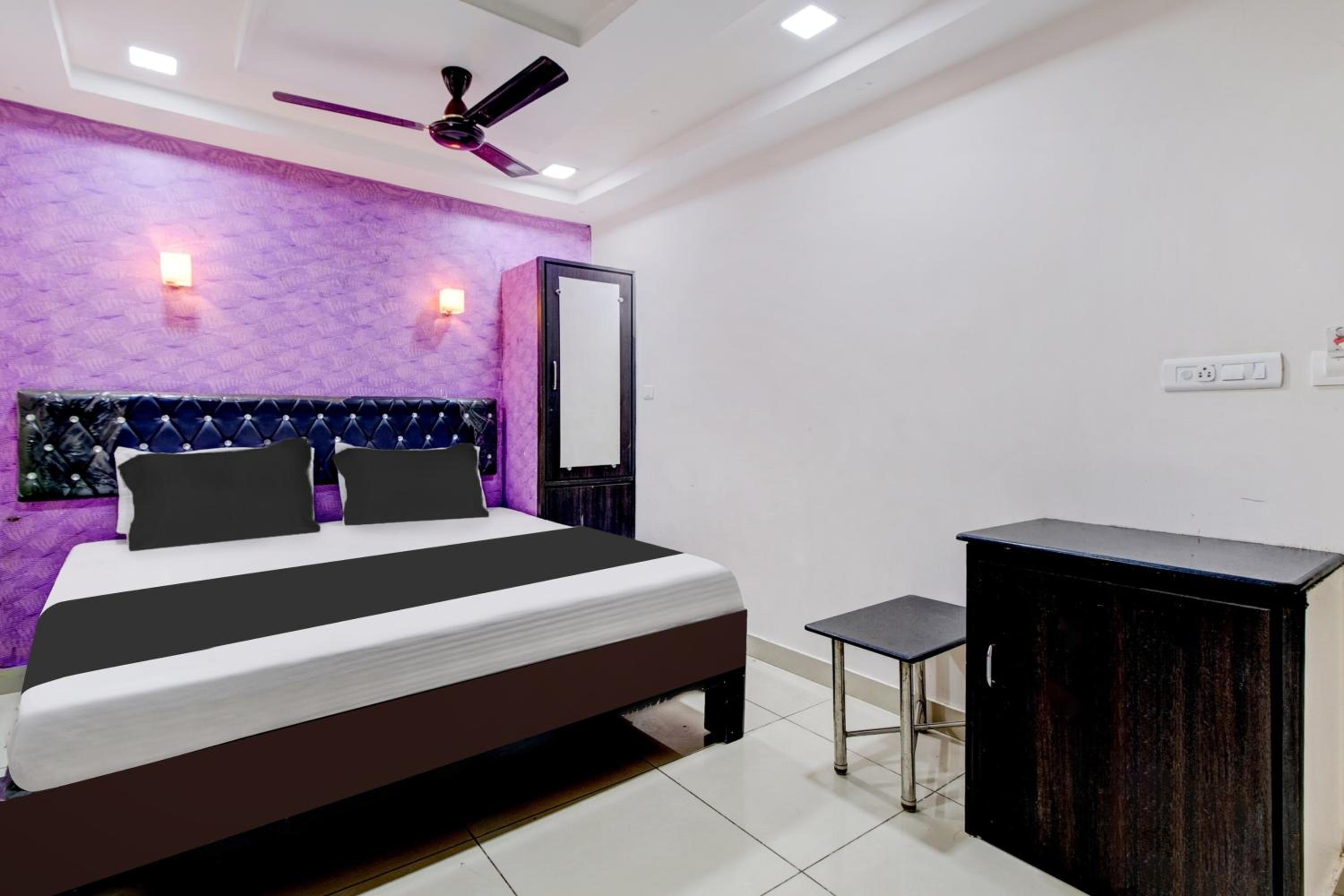 Classic Triple Room