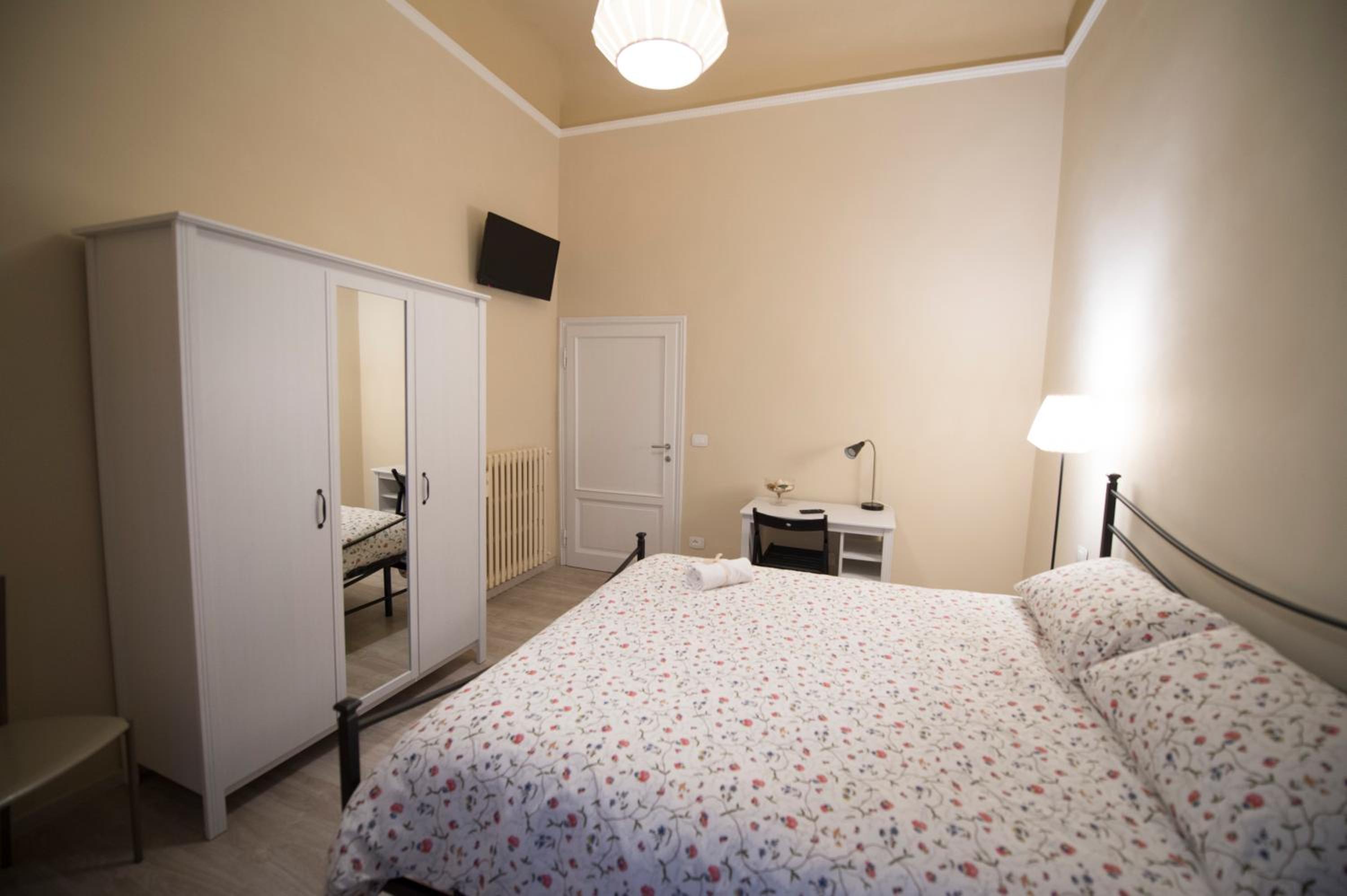 Double Room With Shared Bathroom