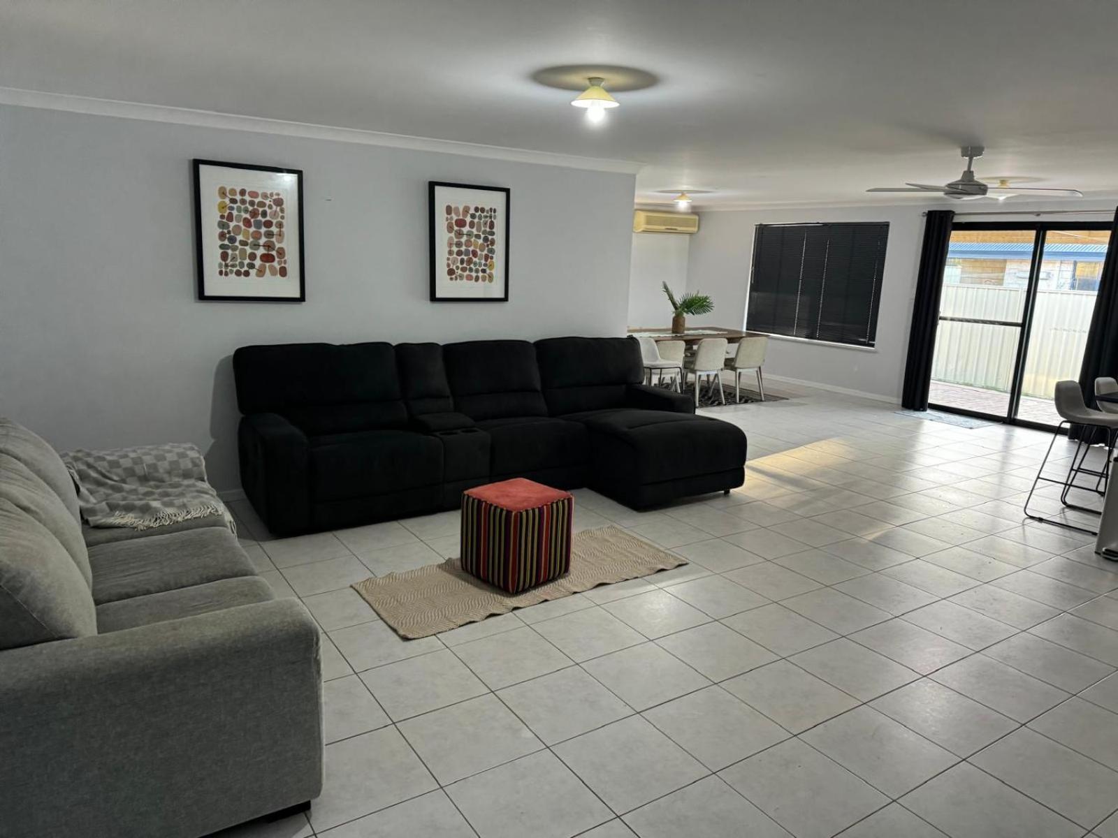 Four-Bedroom House photo 1