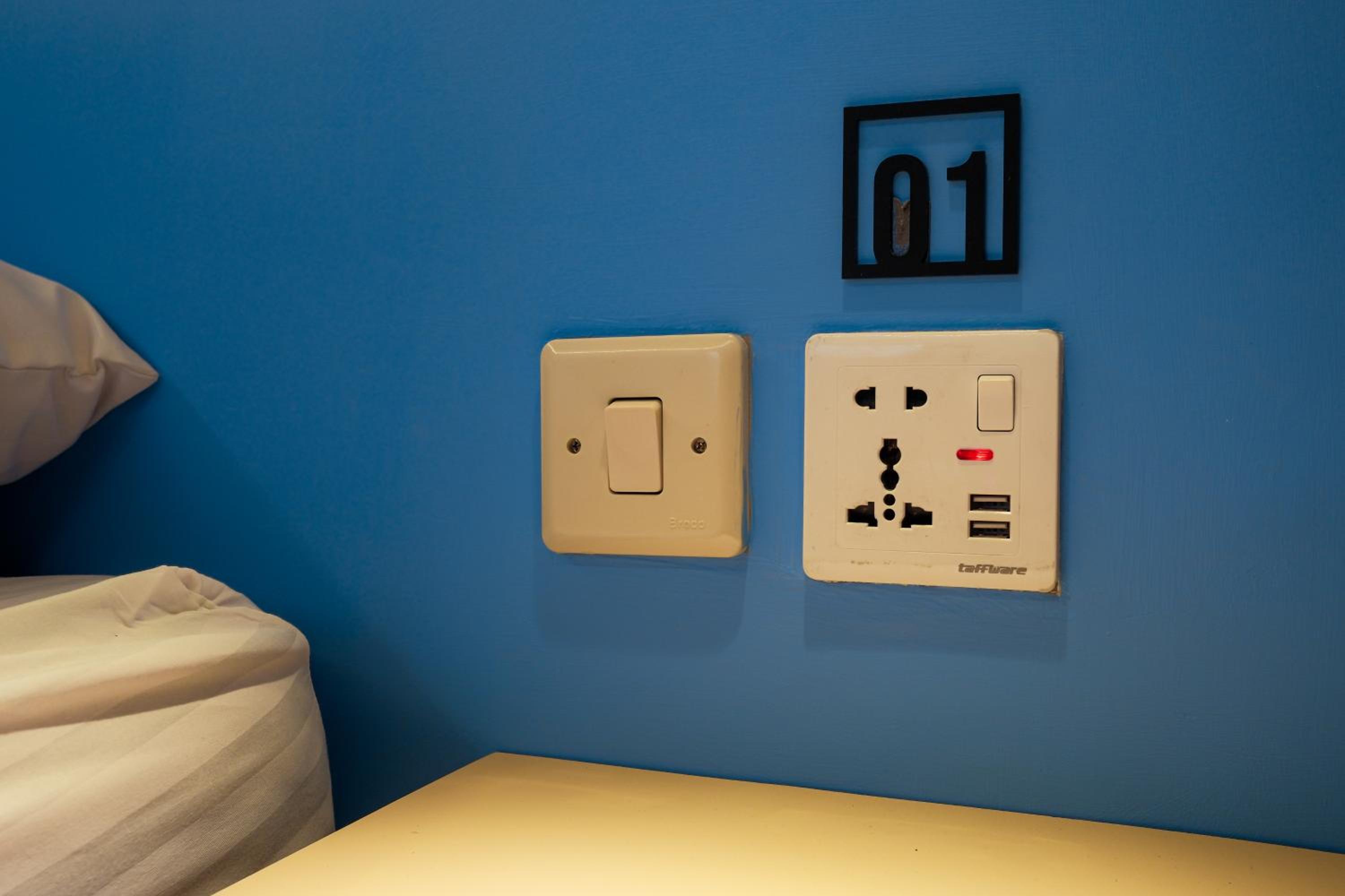 Single Bed in Mixed Dormitory Room photo 2