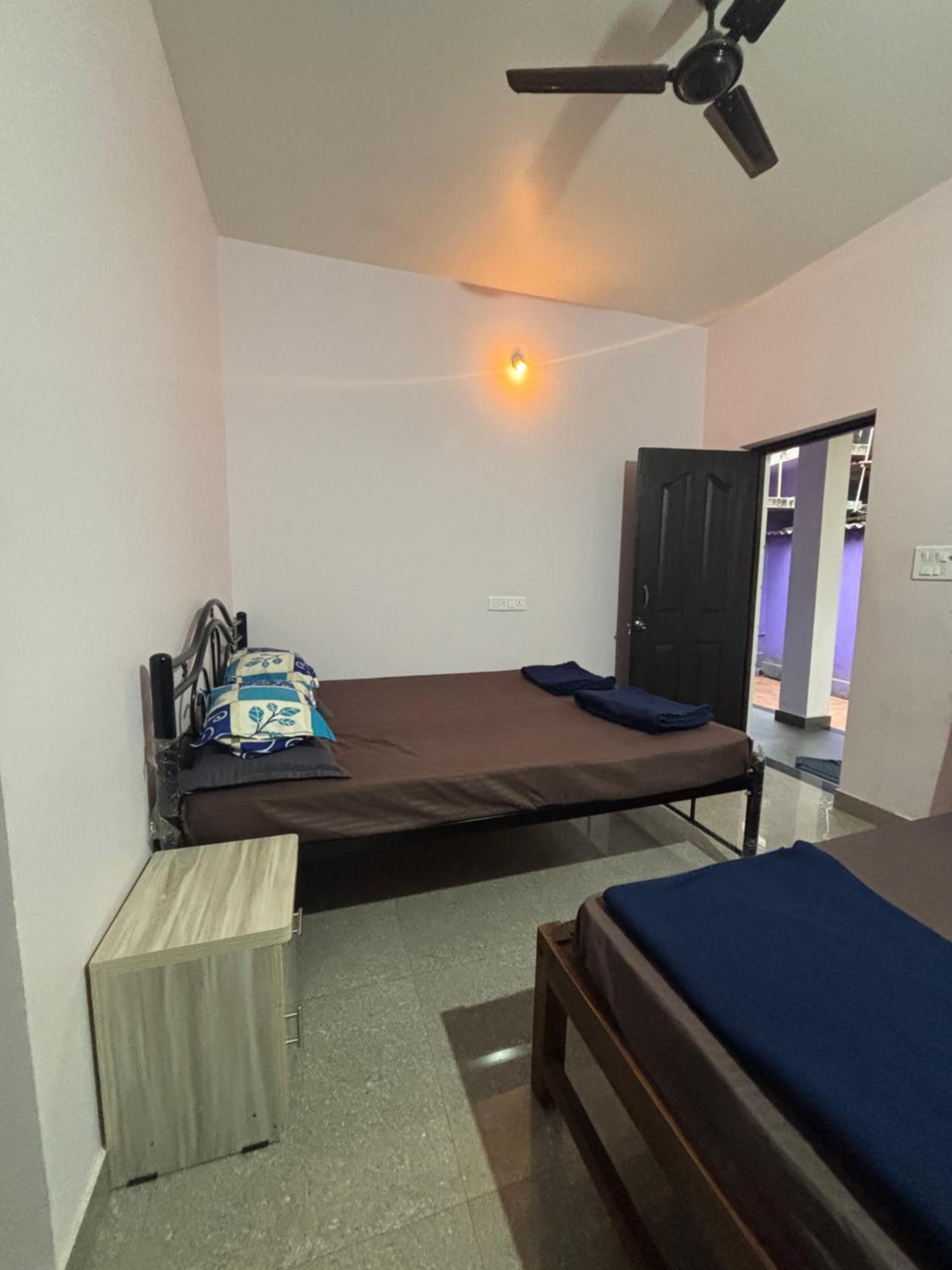 Deluxe Queen Room With Two Queen Beds photo 2