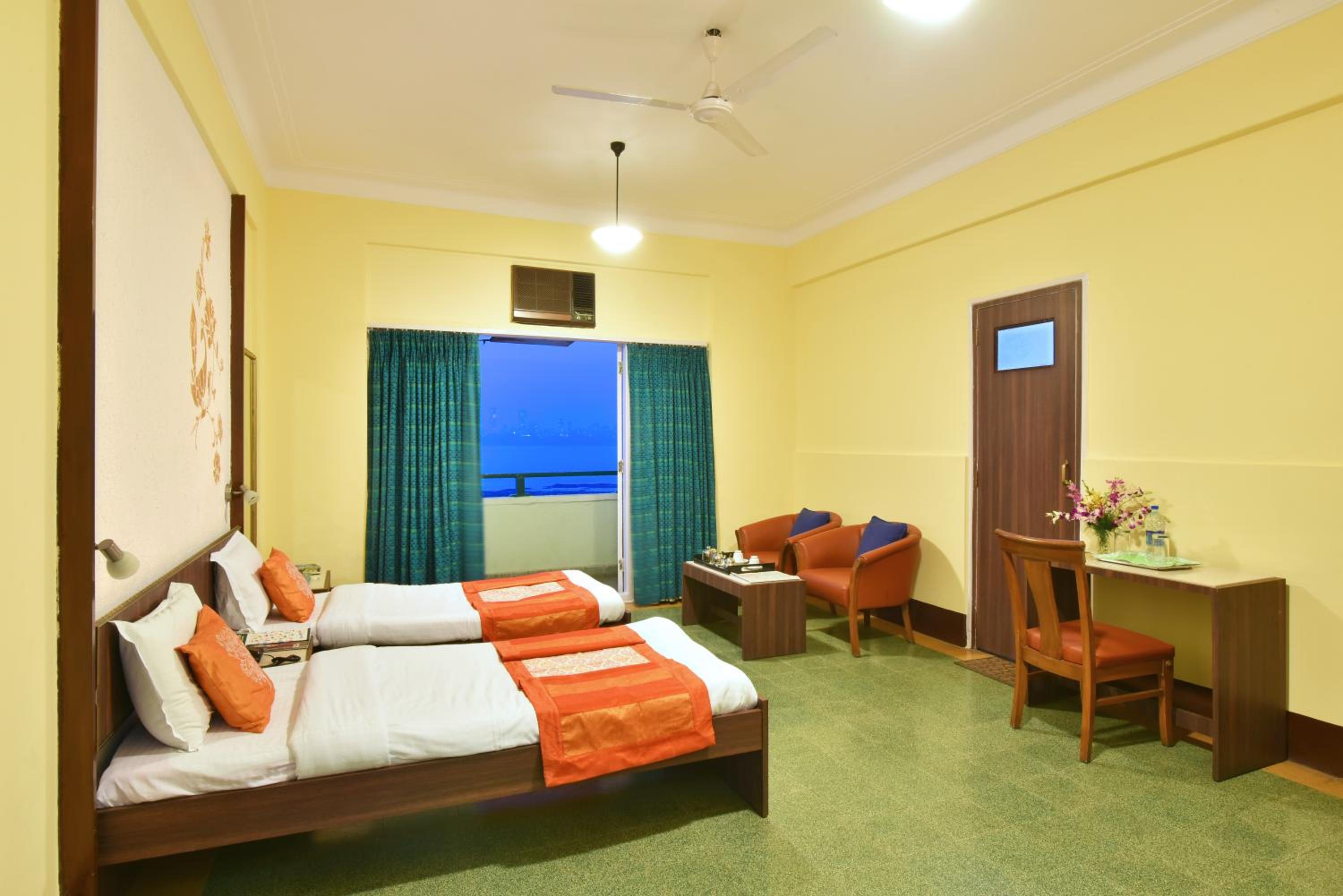 Deluxe Sea View with Balcony