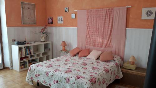 Double Room with Private Bathroom photo 1
