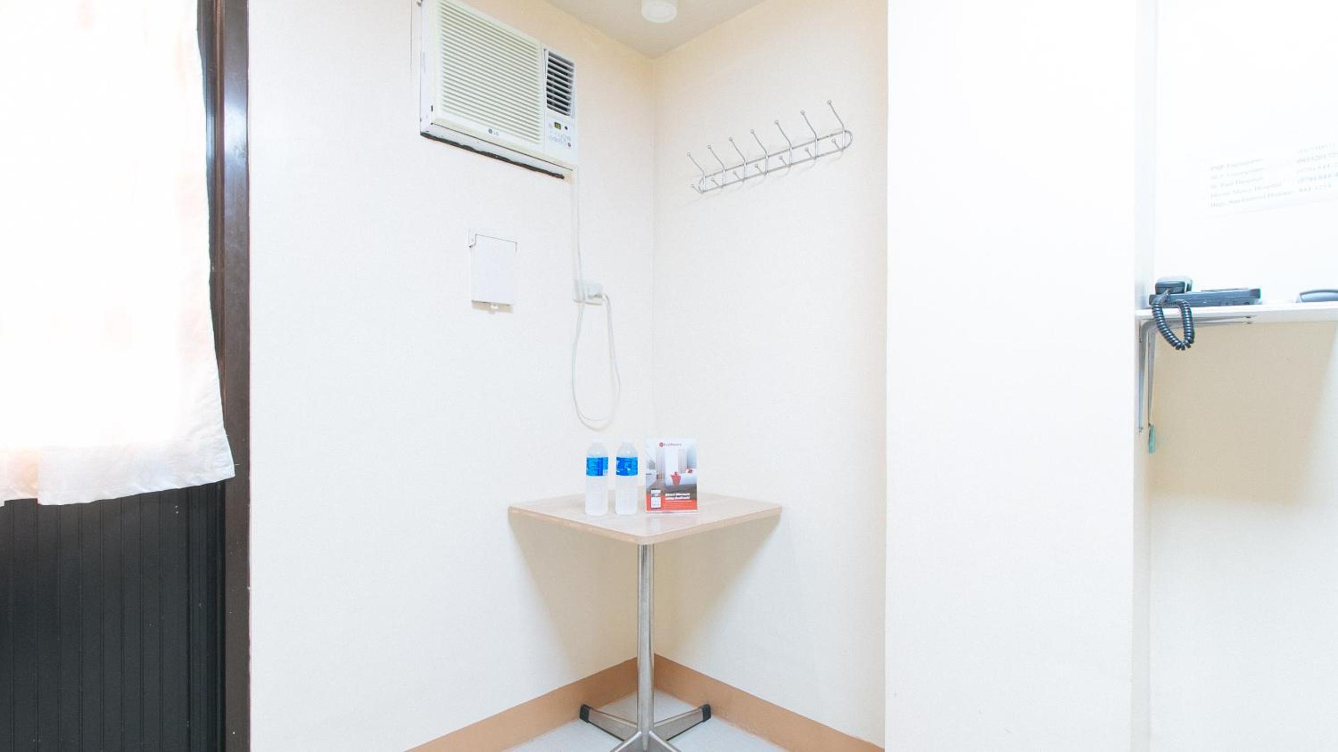 Standard Double Room - Photo 6