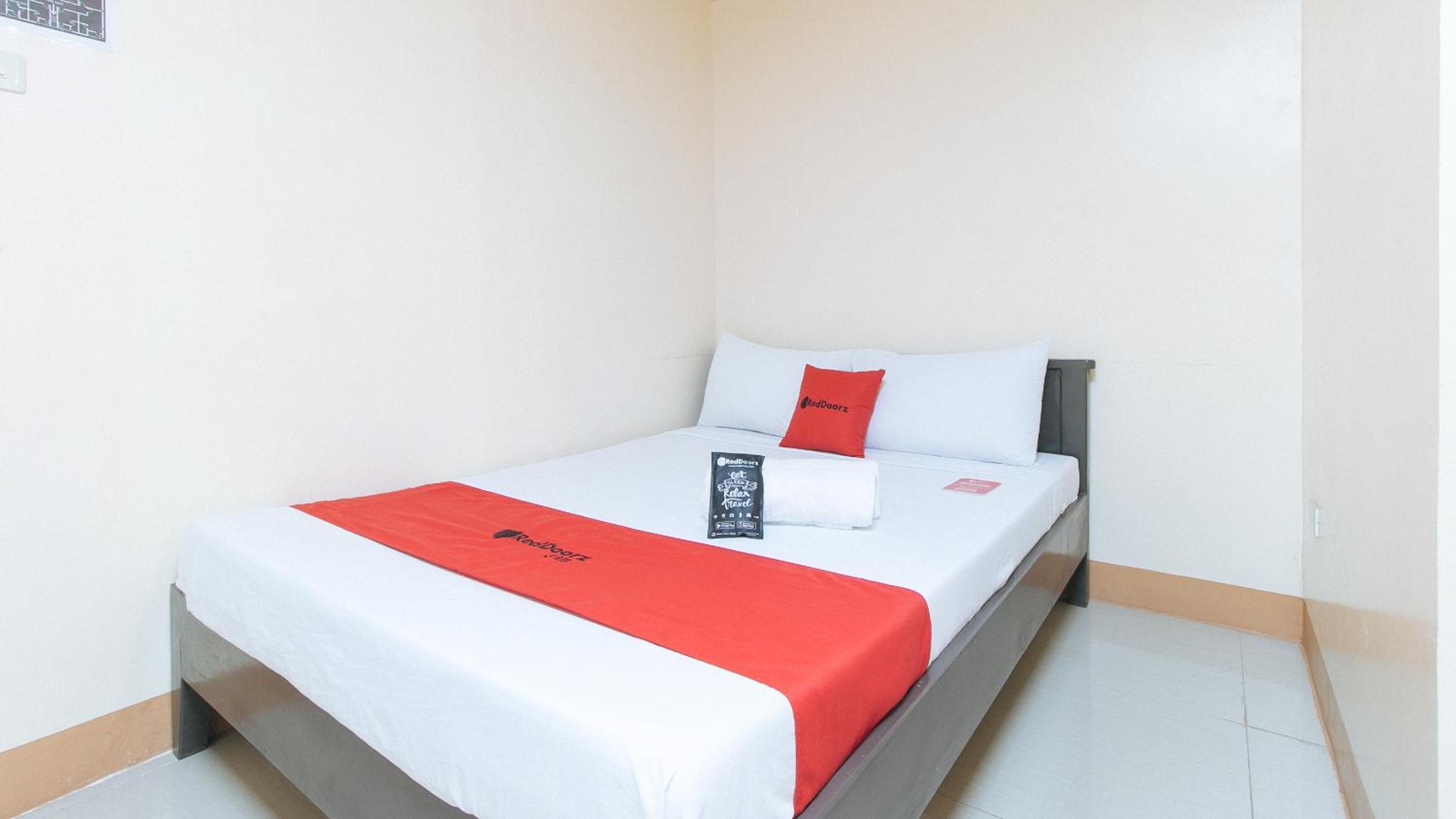 Standard Double Room - Photo 4