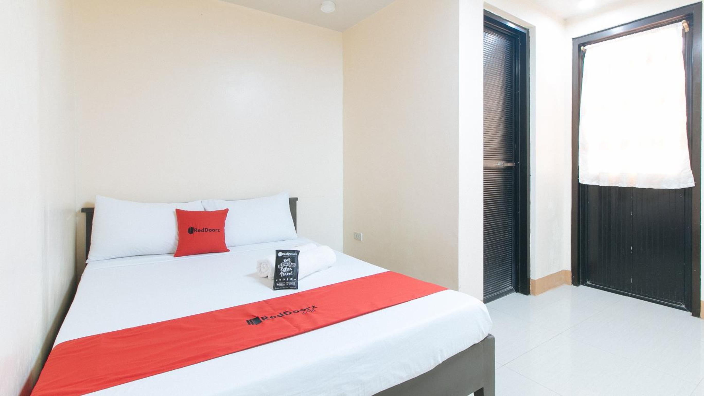 Standard Double Room - Photo 1