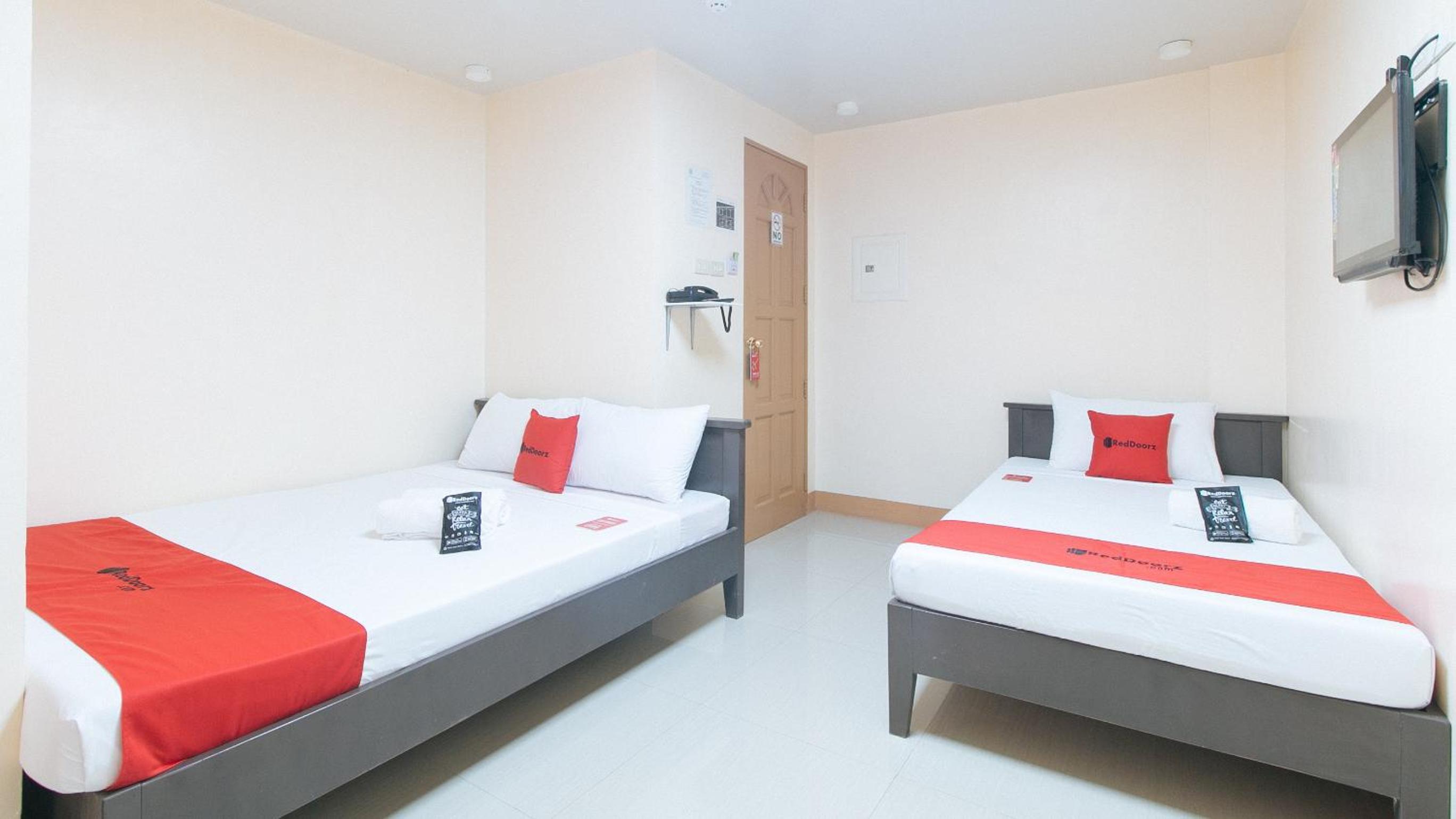 Triple Room - Photo 1