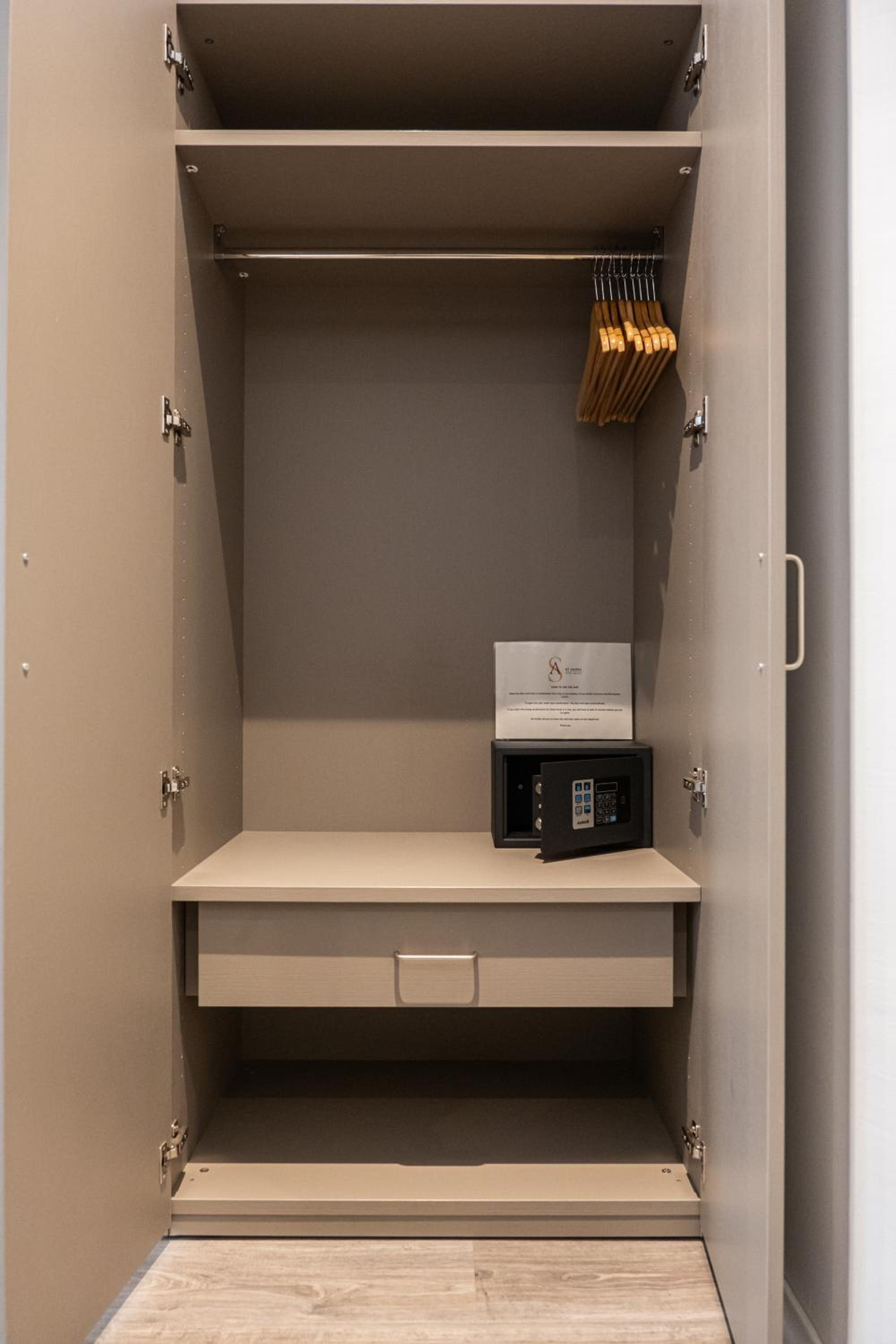 Single Room