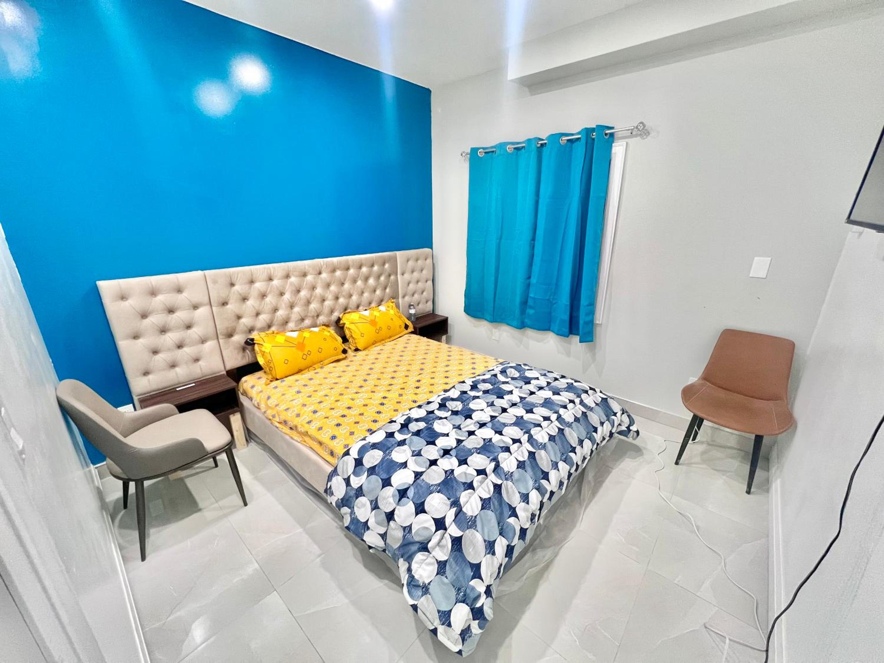 Double Room with Shared Bathroom photo 1
