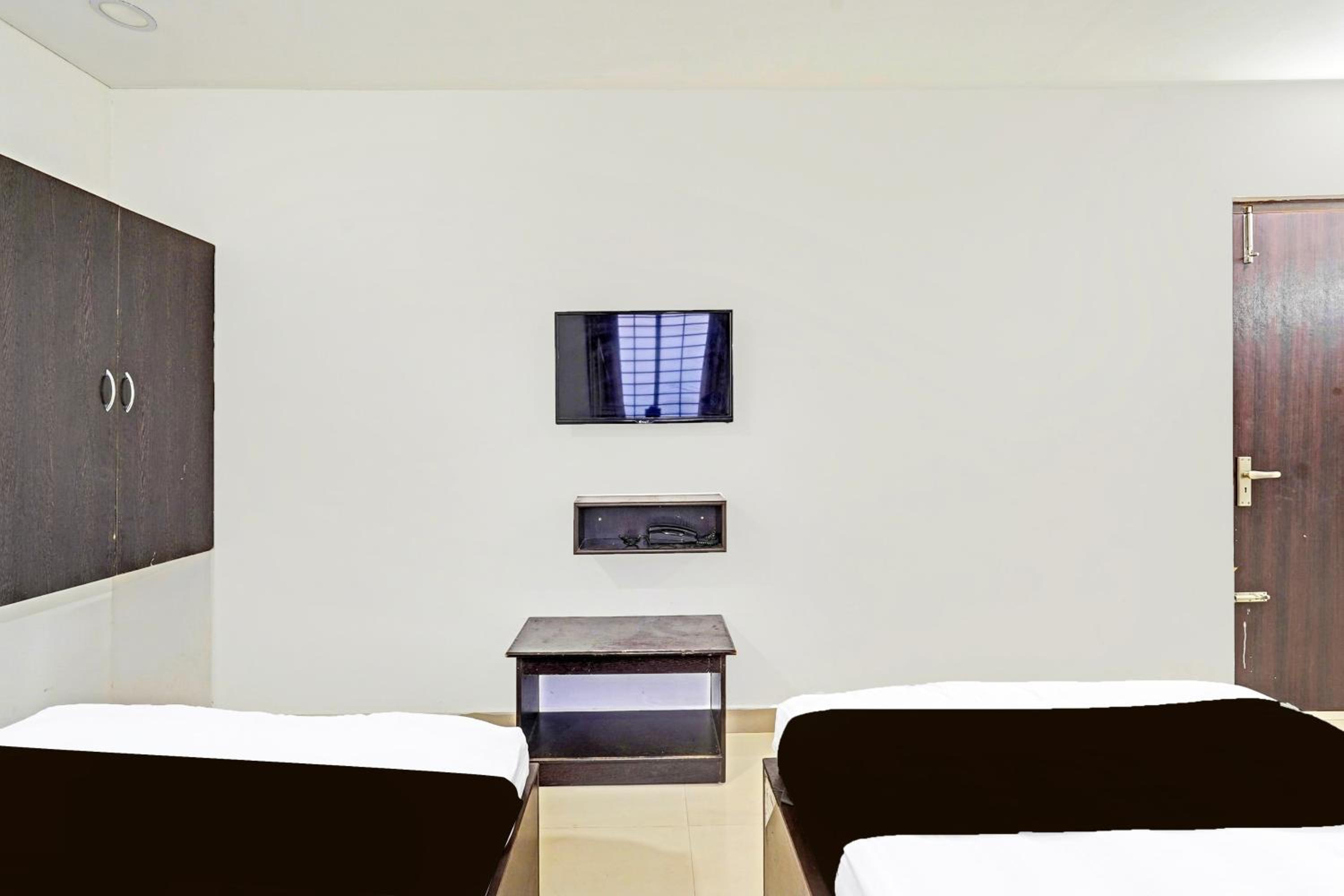 Classic Triple Room photo 3