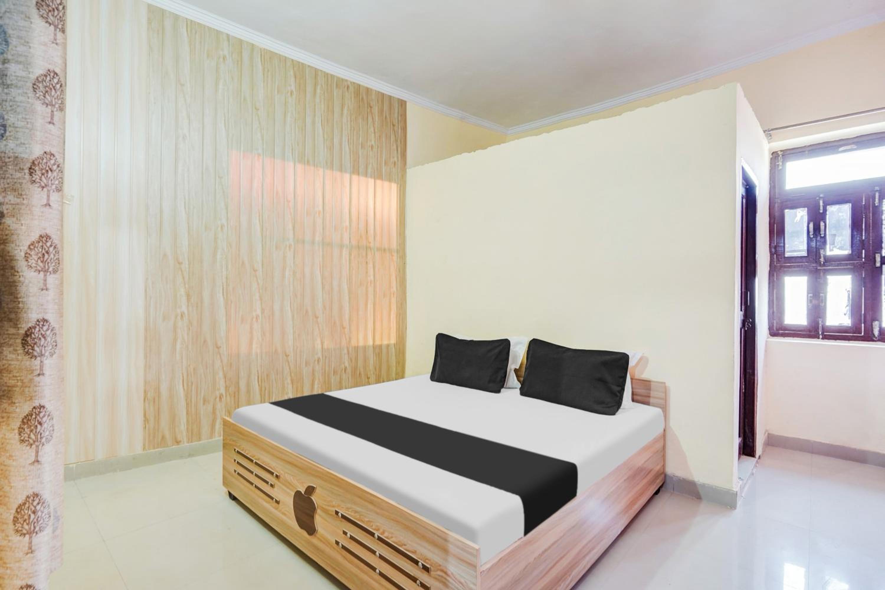 Classic Triple Room photo 1