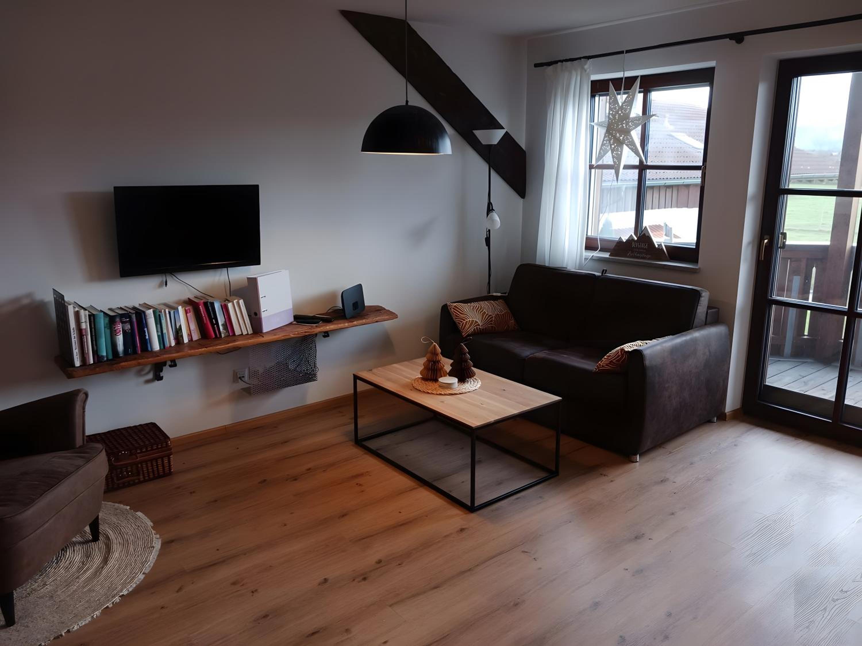 Superior One-Bedroom Apartment with Balcony