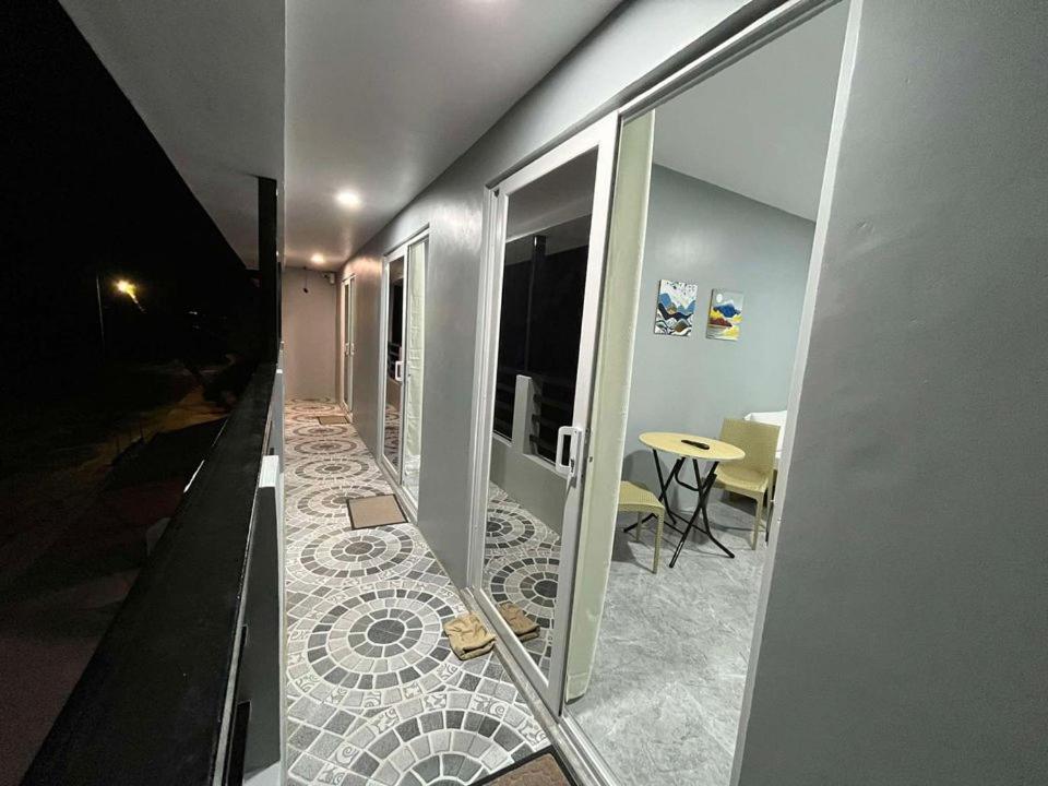 Deluxe Double Room with Balcony and Sea View - Photo 8