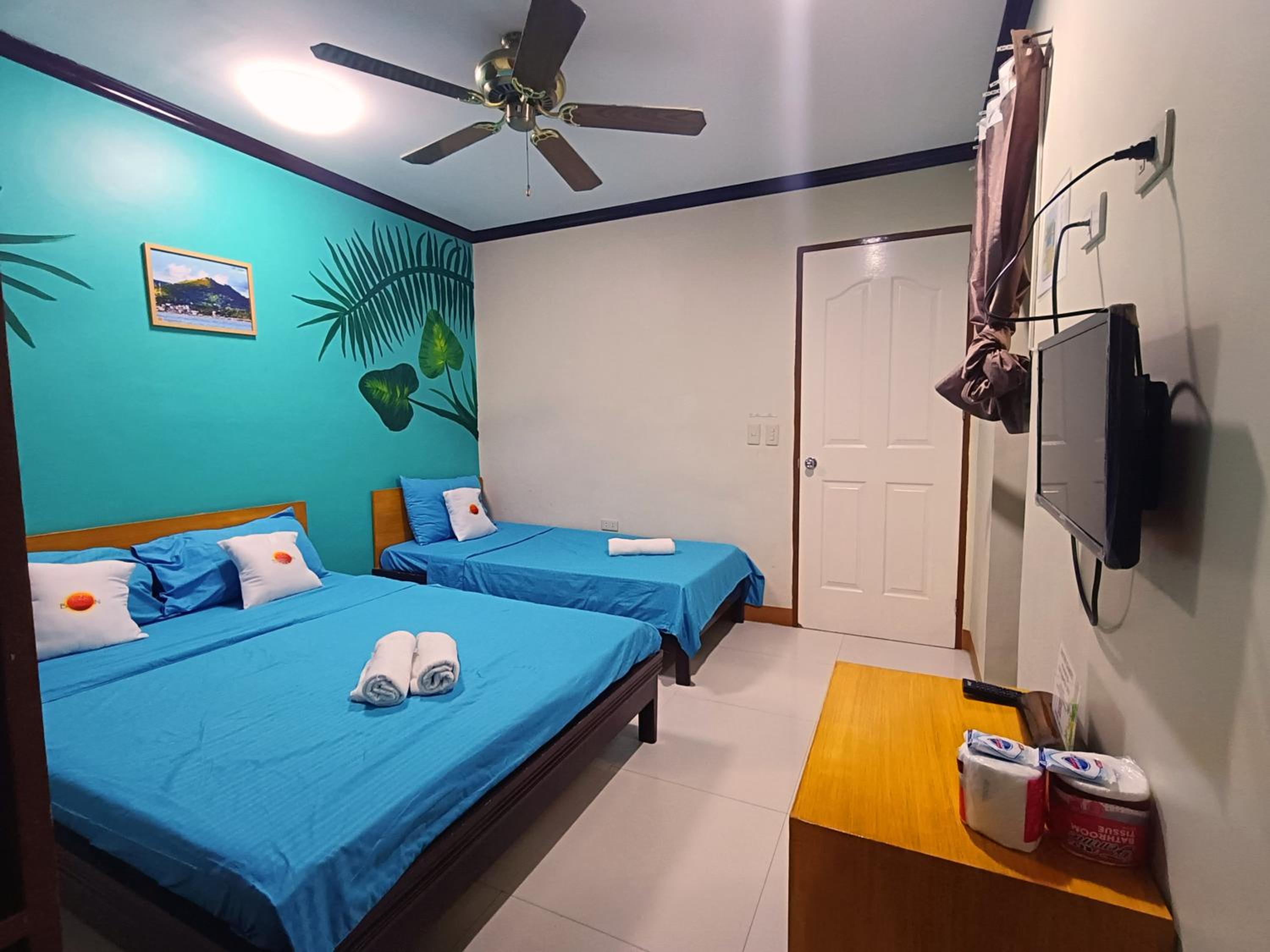 Deluxe Triple Room photo 2