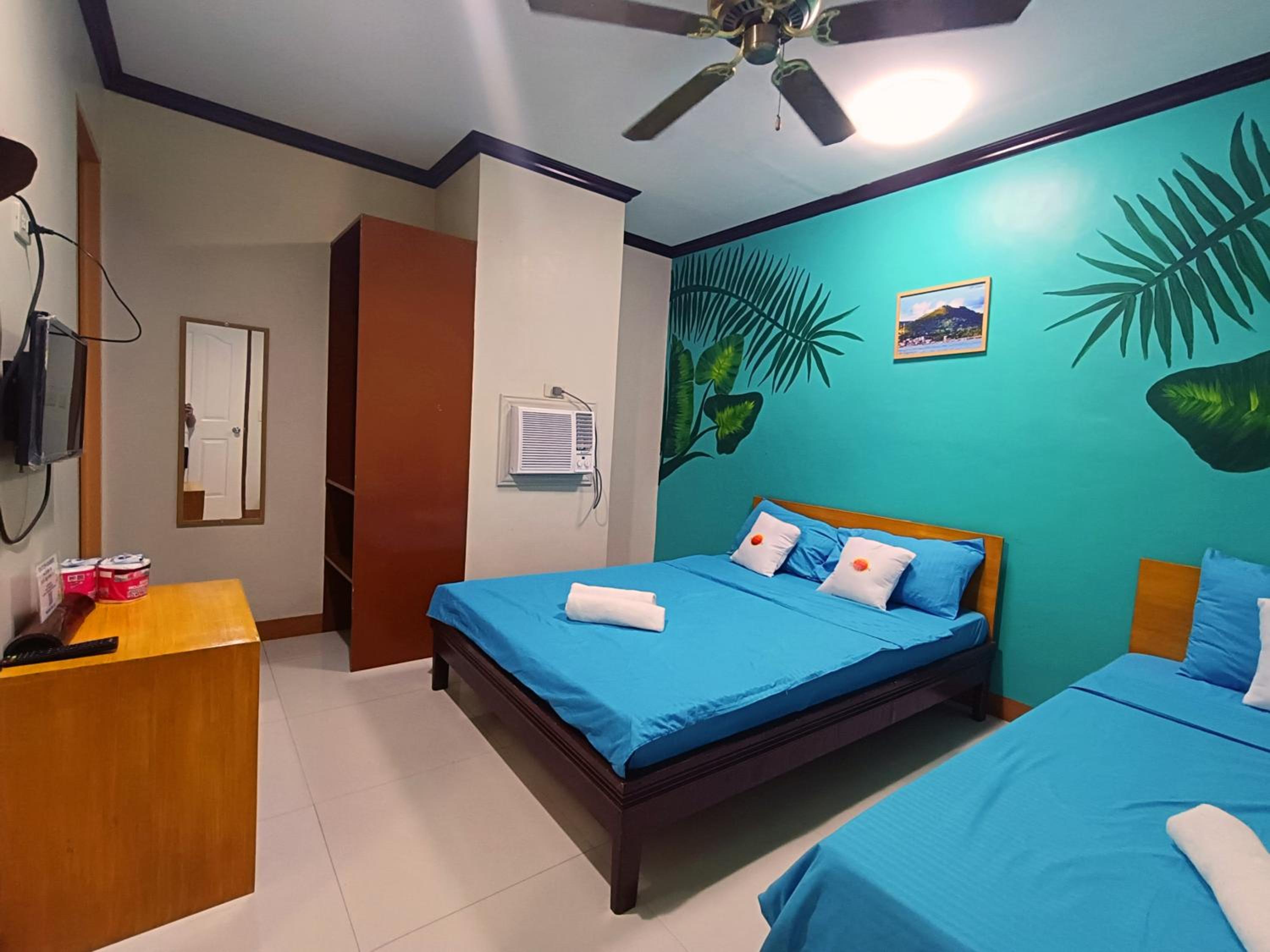 Deluxe Triple Room photo 3
