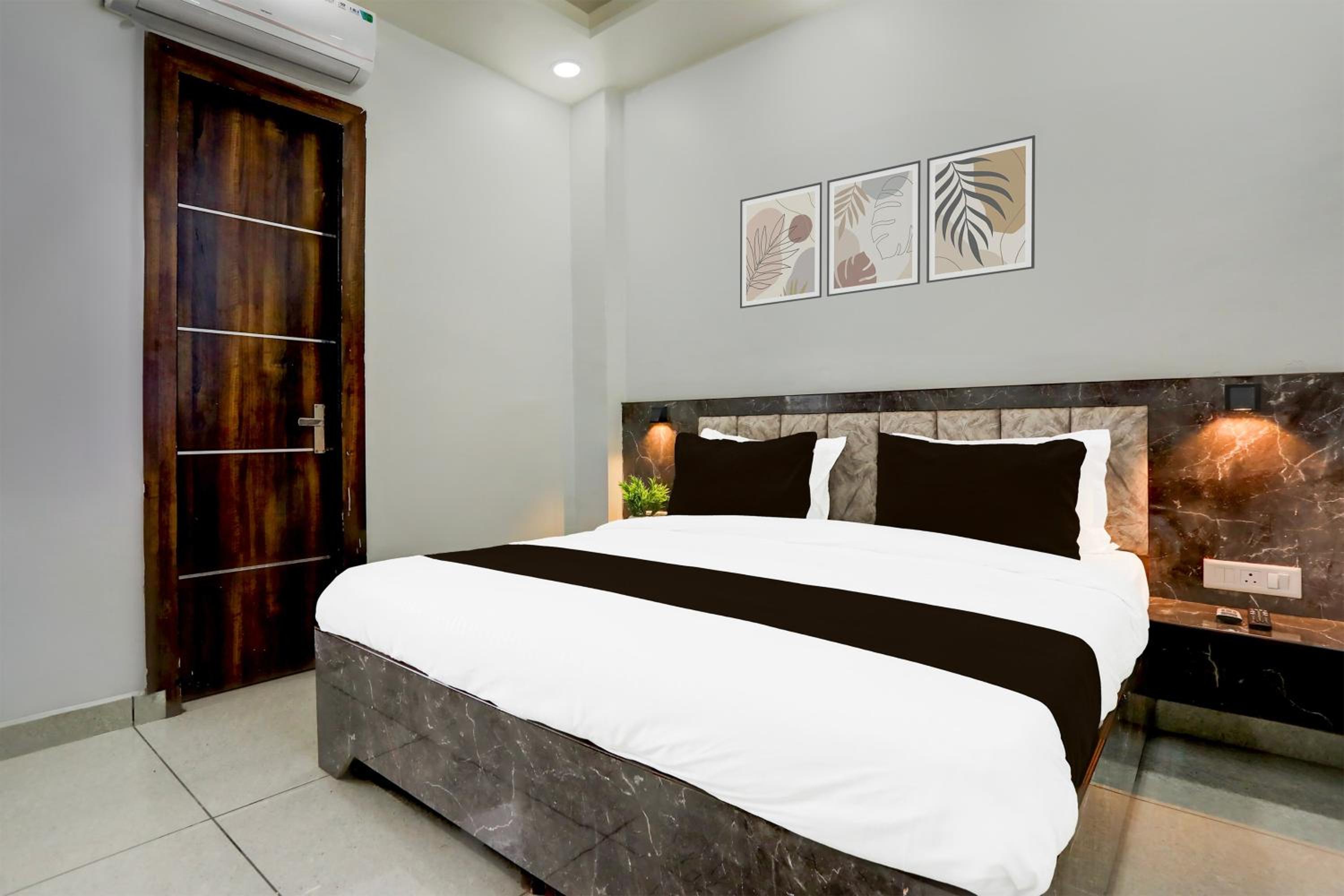 Classic Triple Room