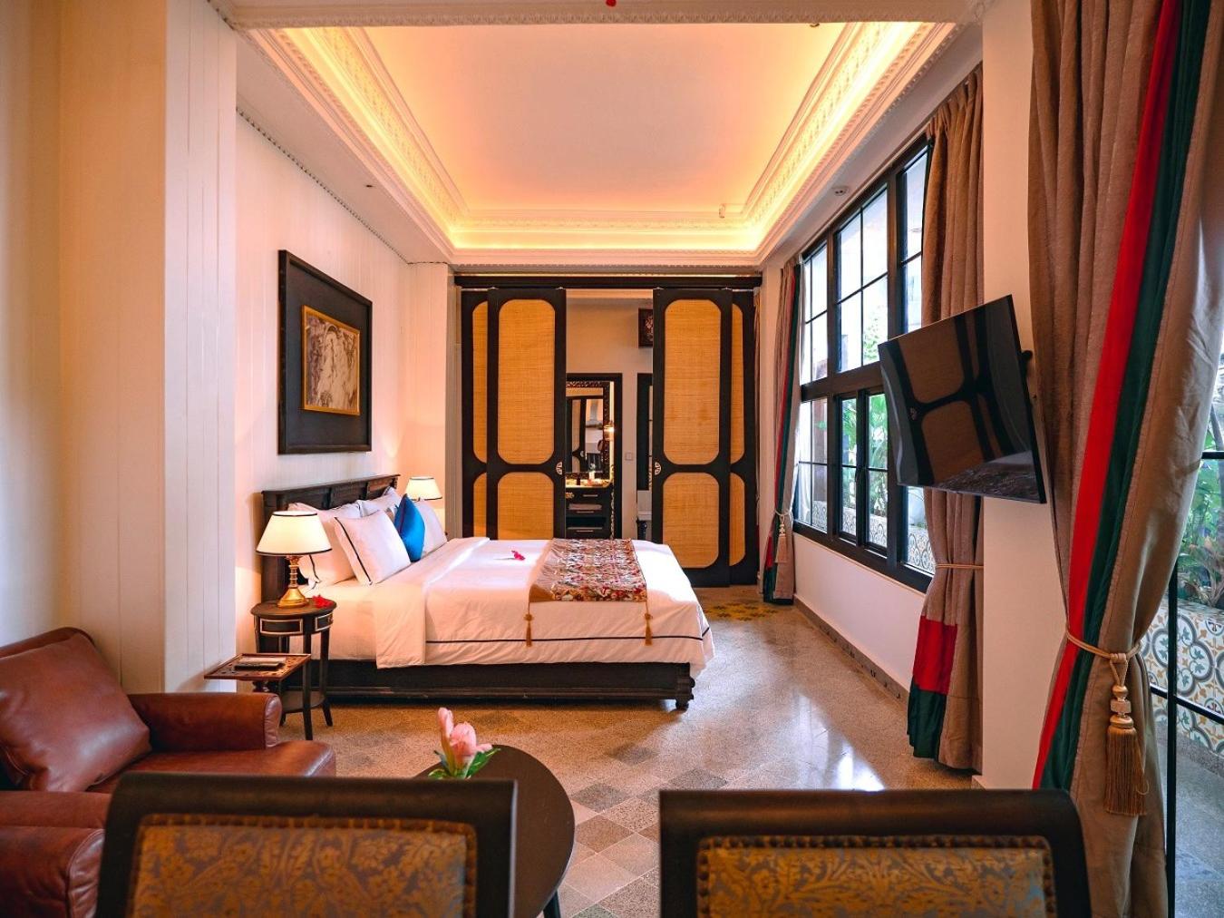 Residence Suite with with Signature Afternoon Tea