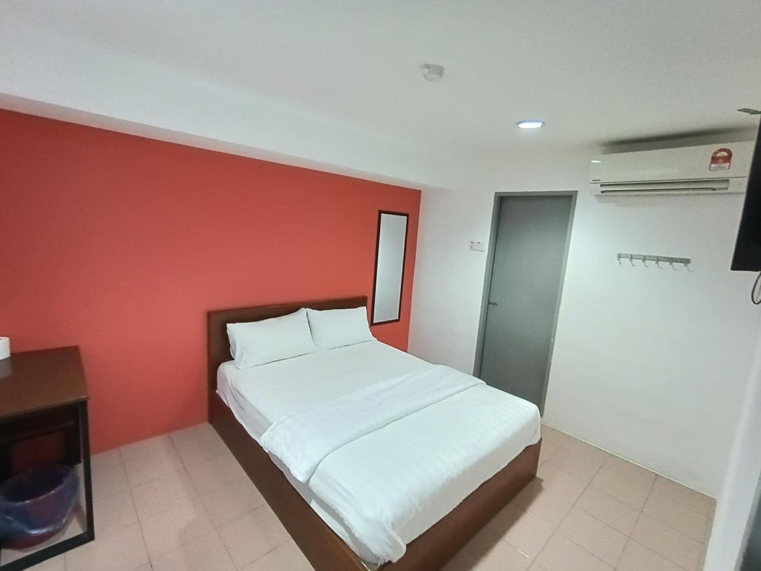 Standard Double Room photo 3