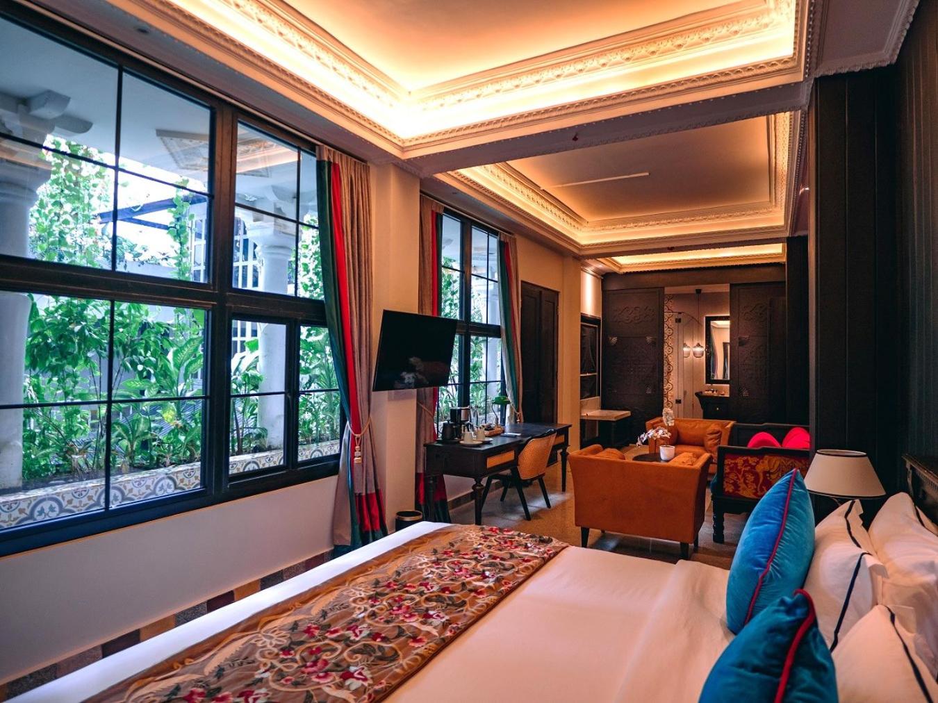 Colonial Courtyard Suites with Signature Afternoon Tea