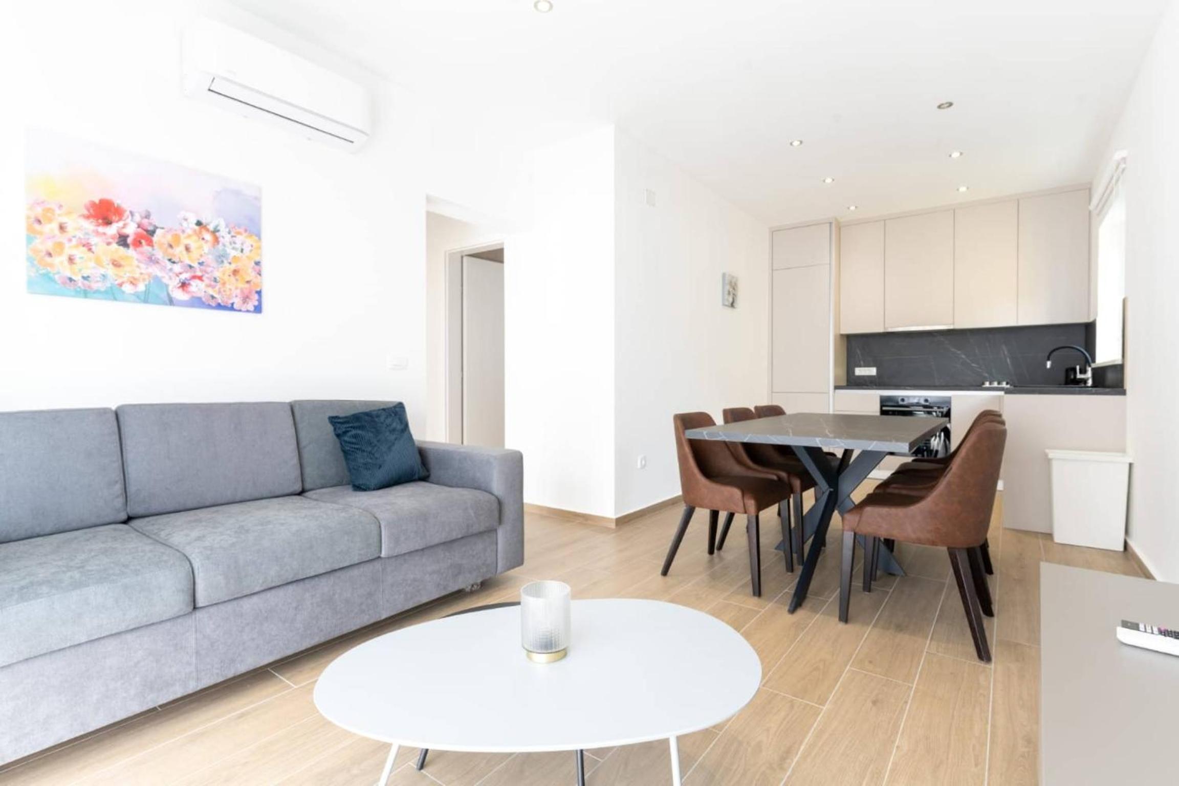 Two Bedroom photo 3
