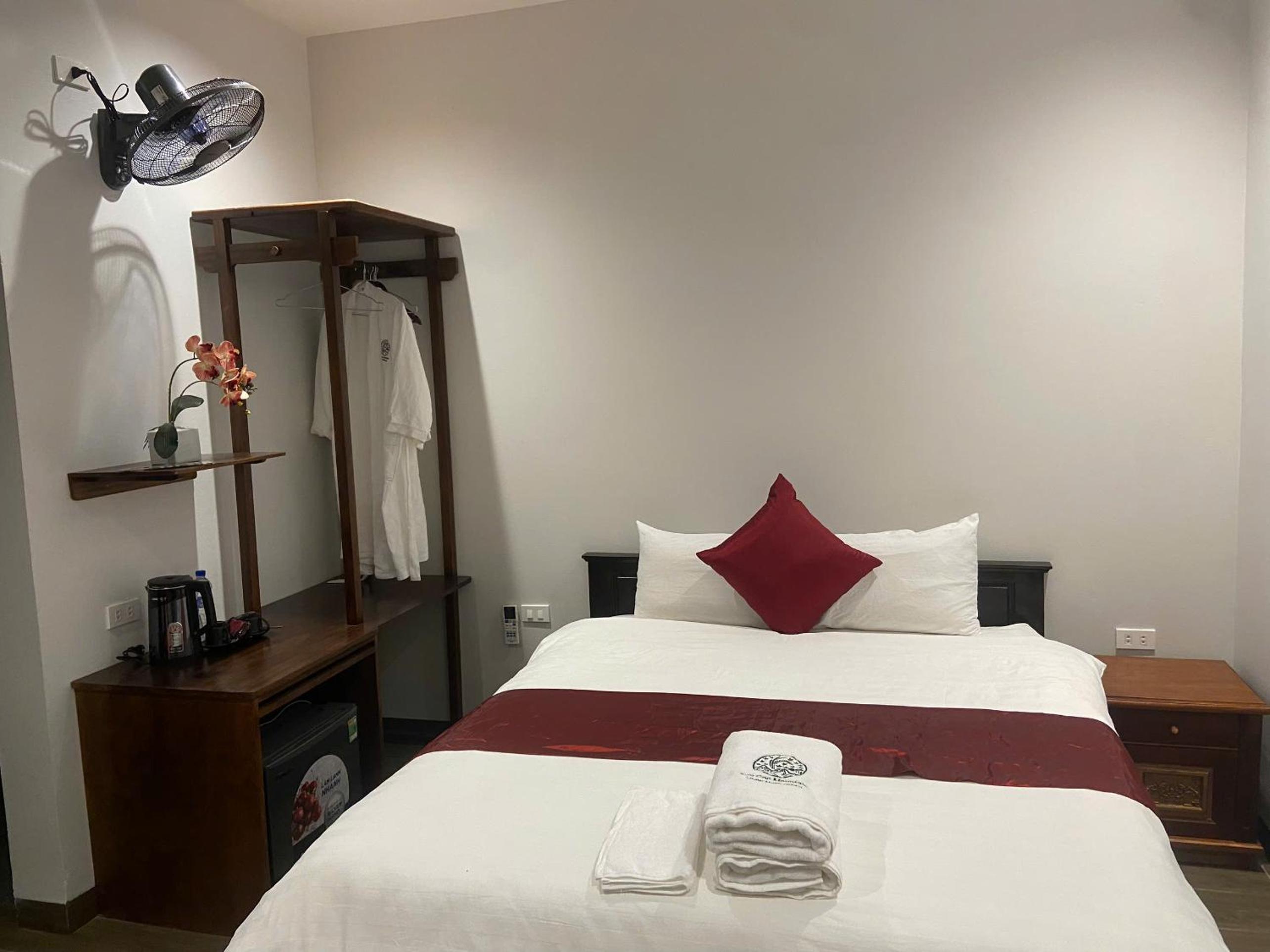 Deluxe Double Room photo 2