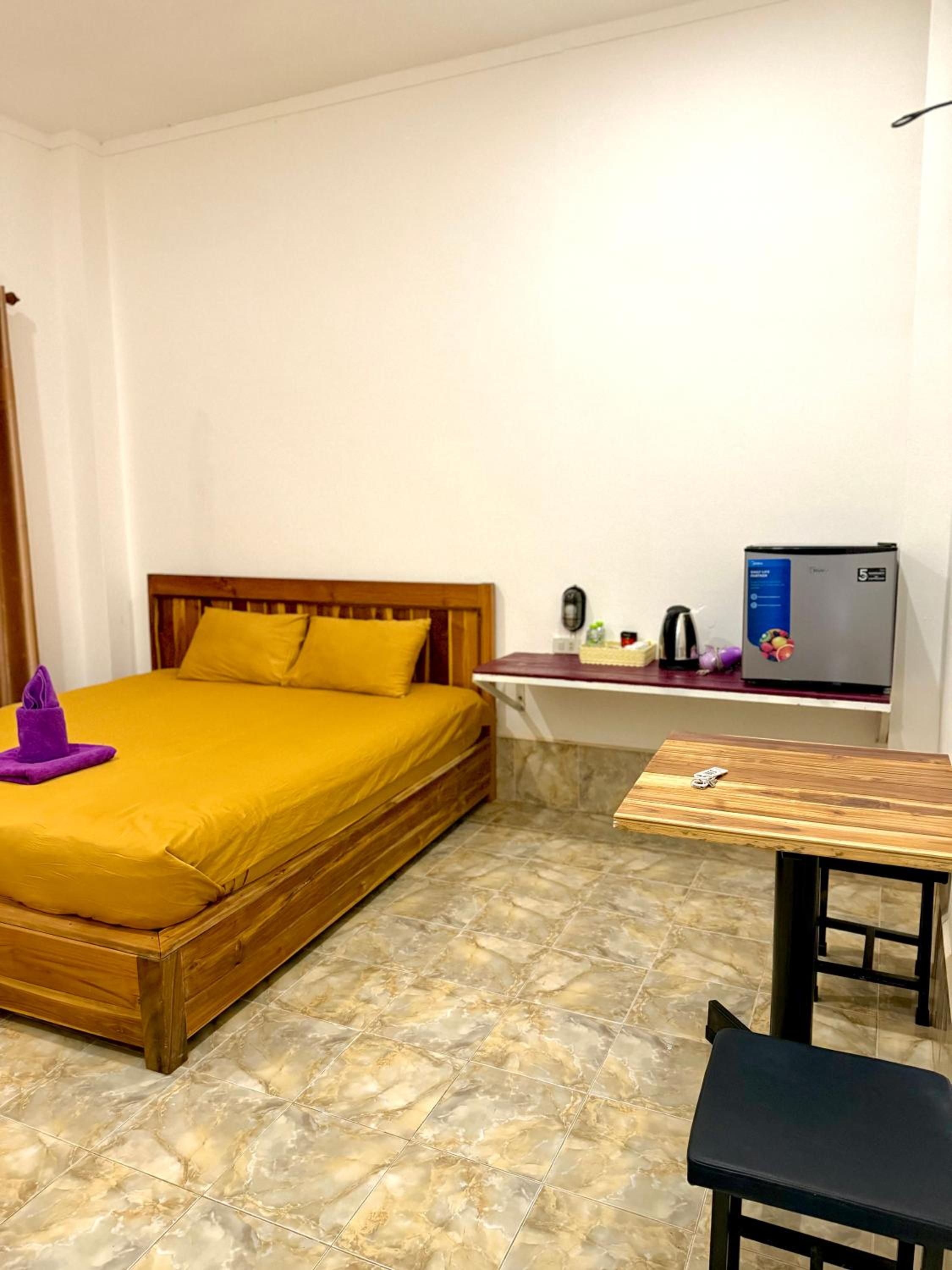 Standard King Room photo 1