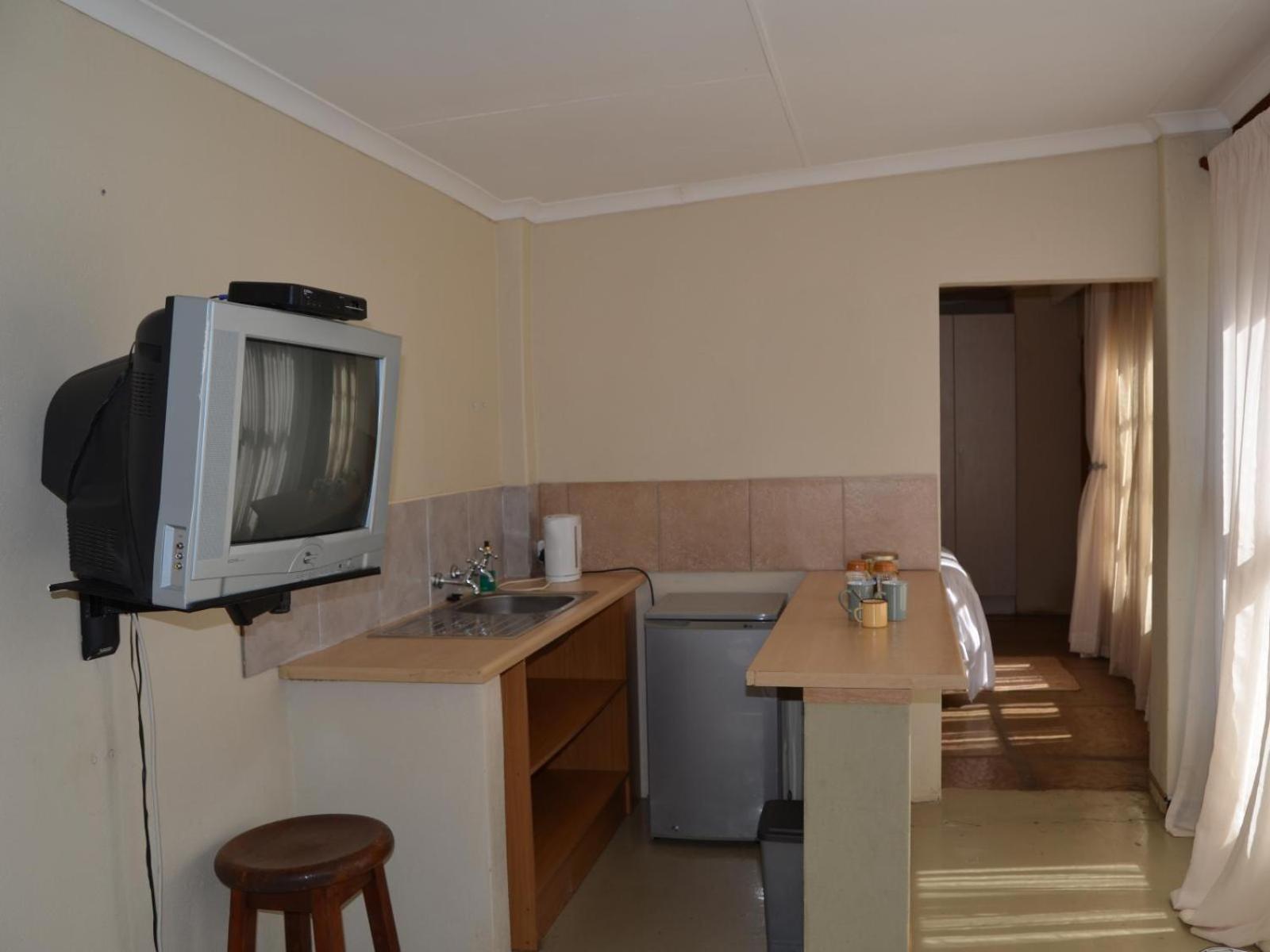Standard Twin Room photo 3