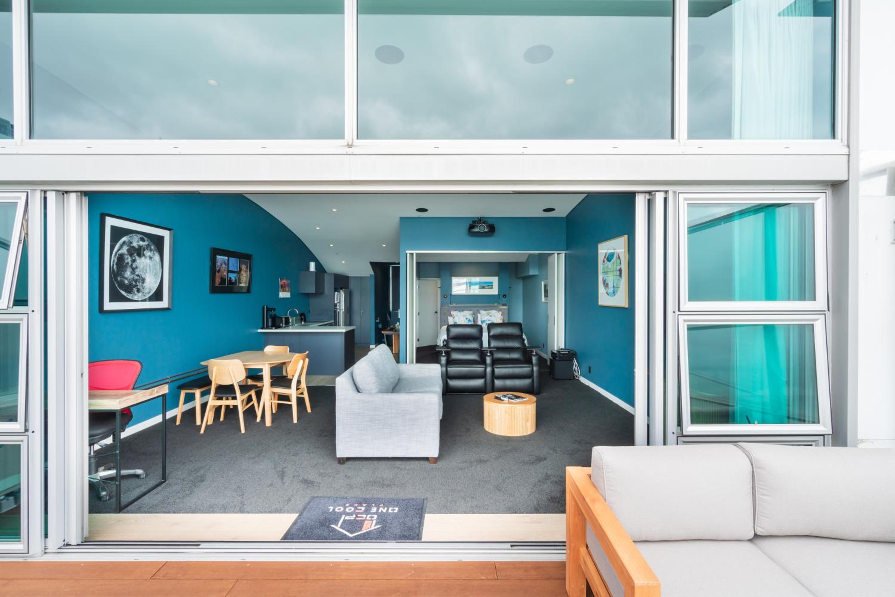 Apartment with Sea View