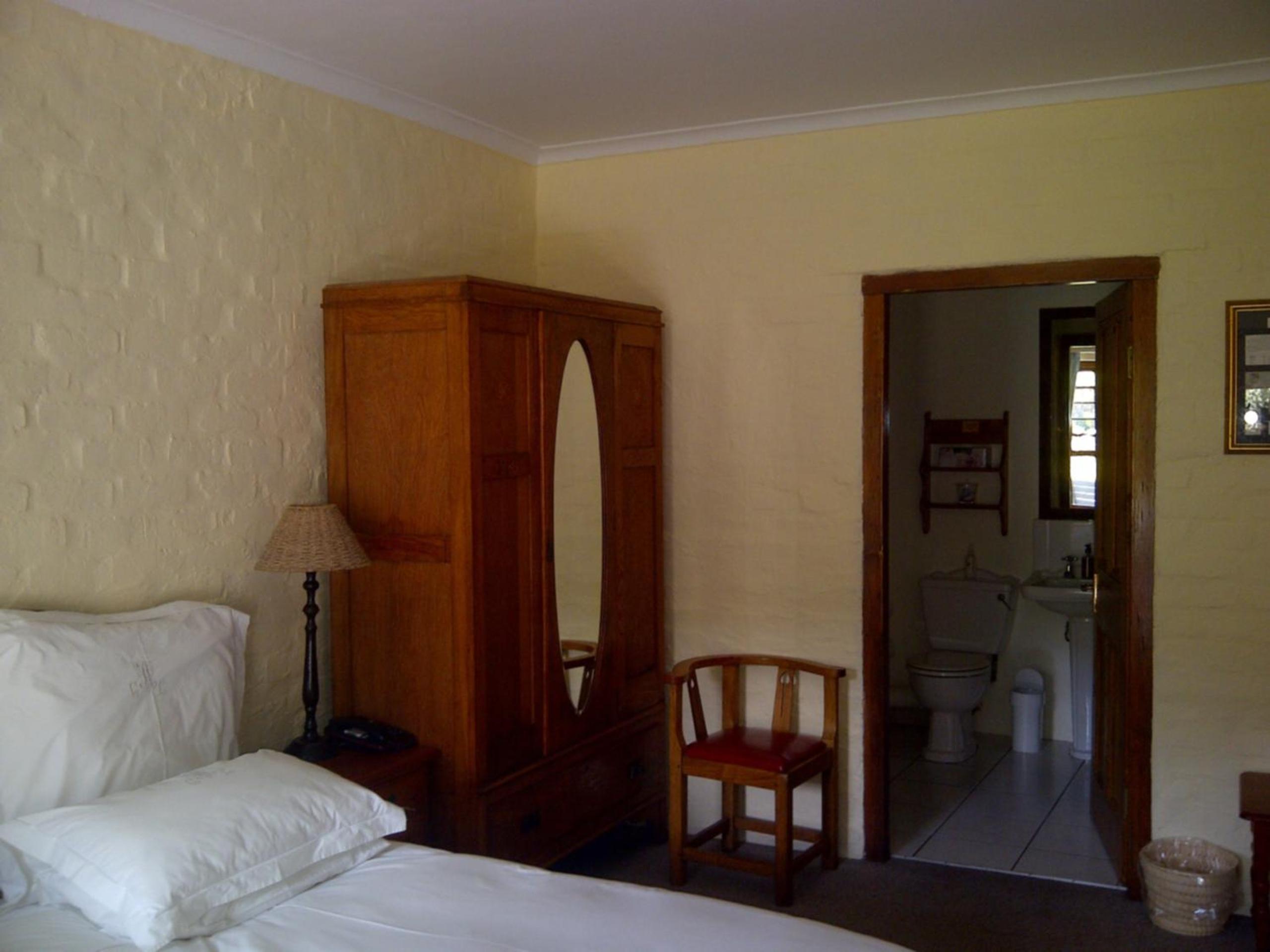 Family Room - Photo 6