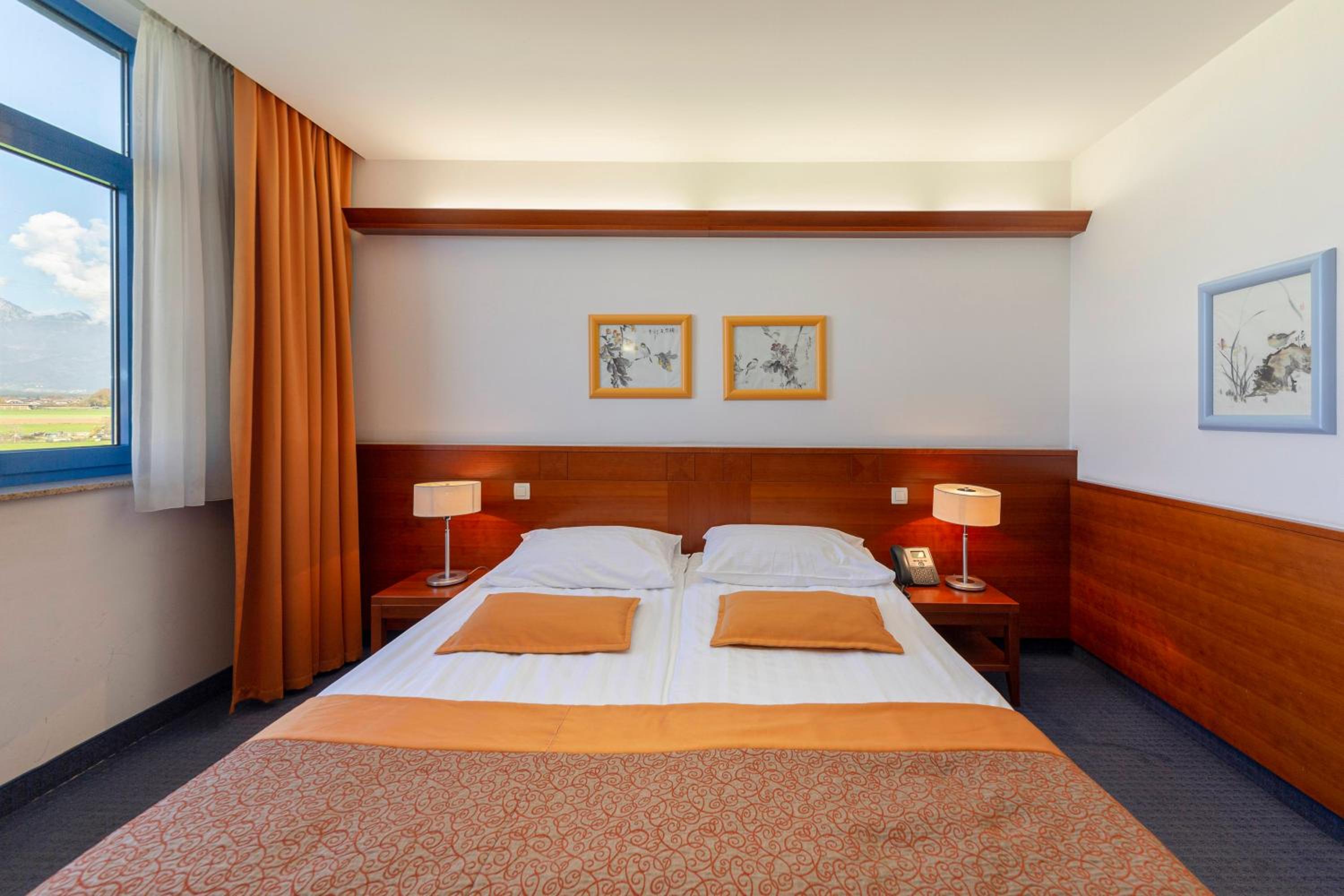 Double Room - Photo 11