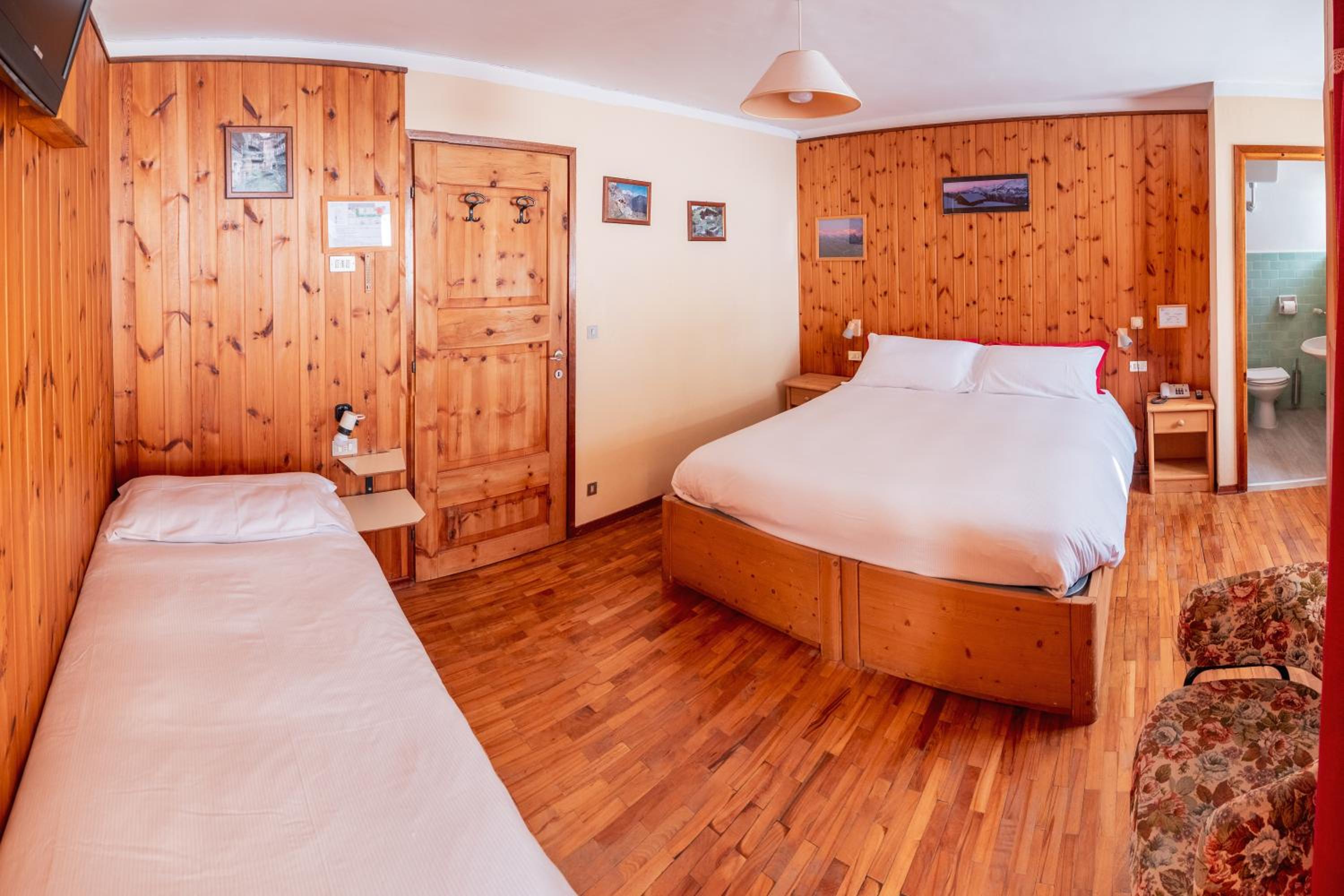 Triple Room photo 2
