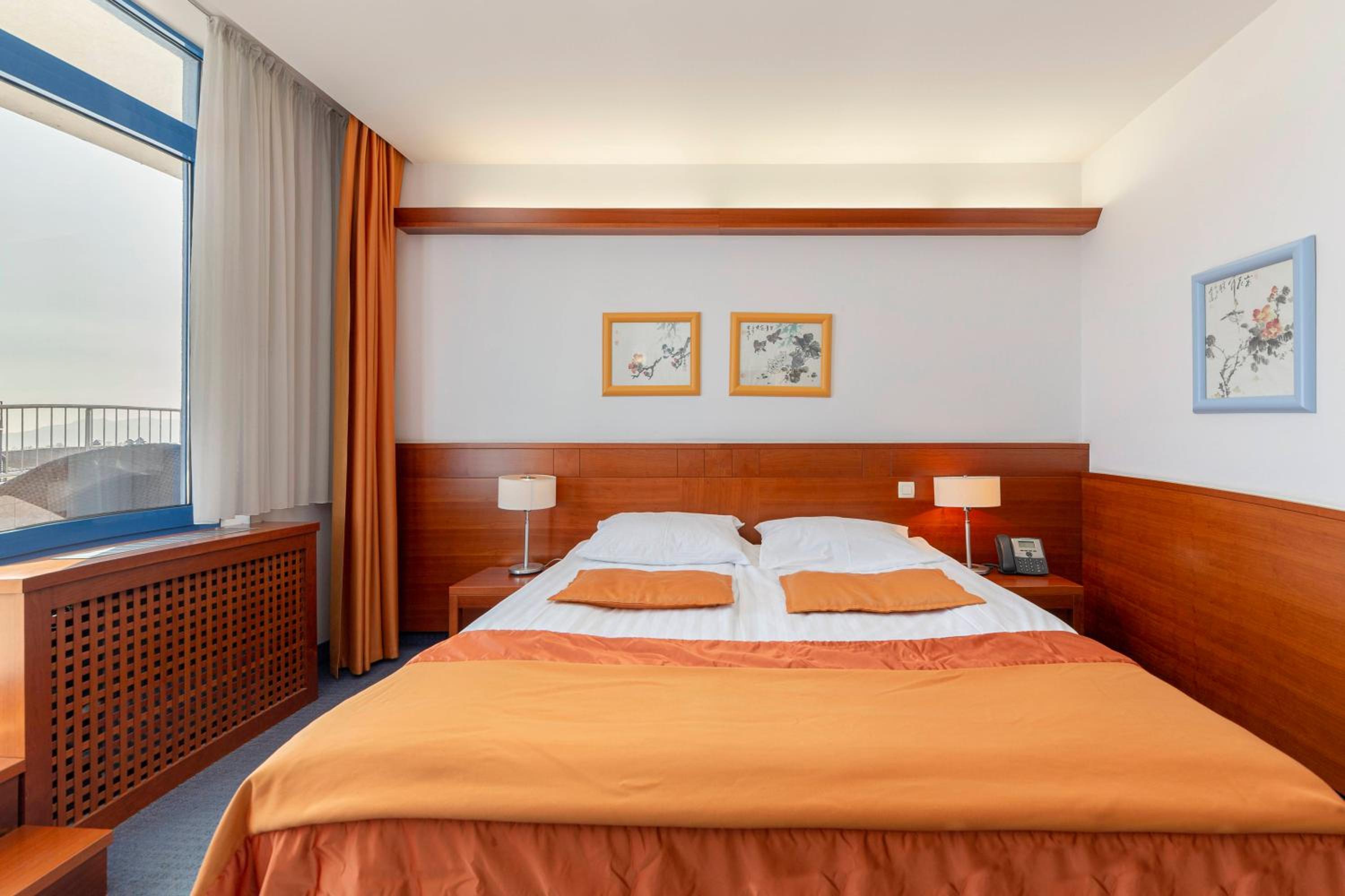 Double Room with Terrace - Photo 7