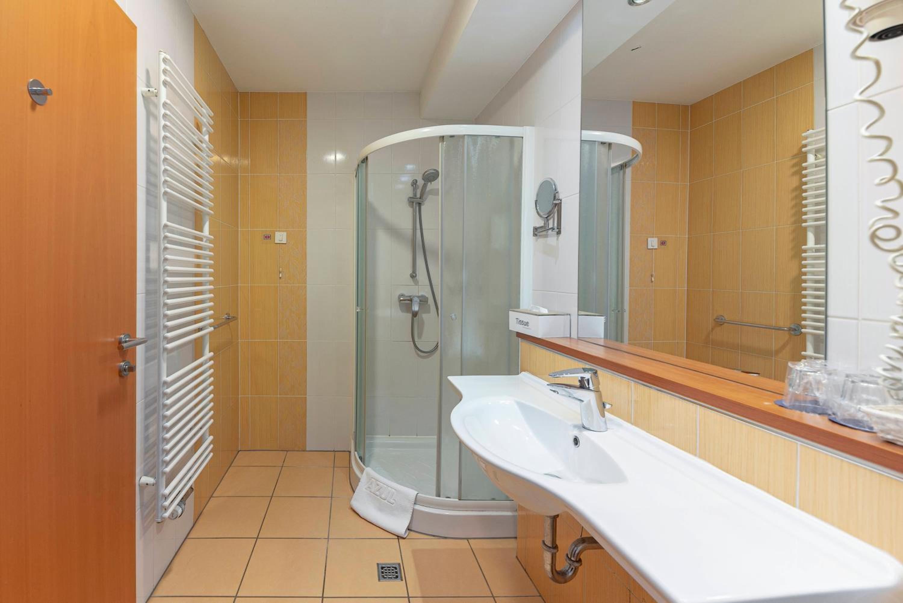 Double Room with Terrace - Photo 9