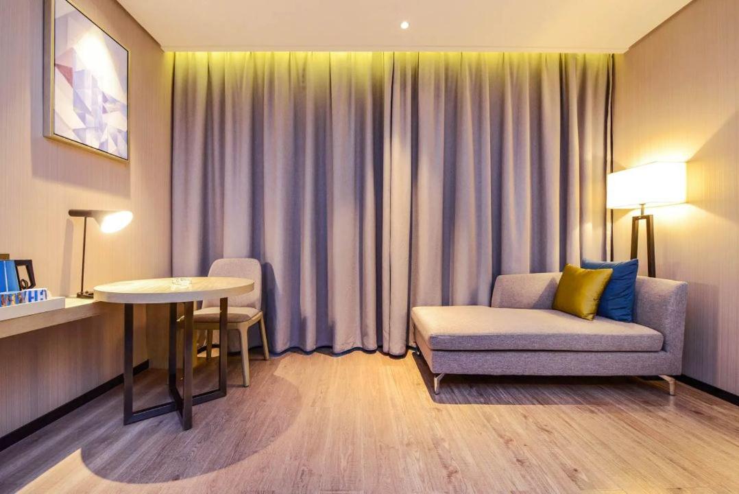 Deluxe Twin Room photo 3