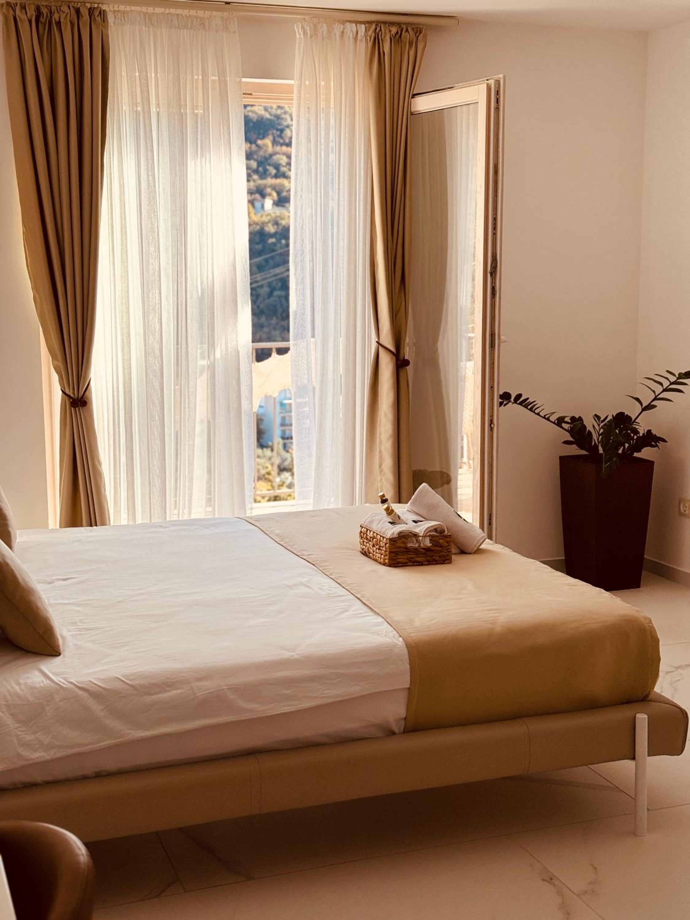 Apartment with Sea View photo 2