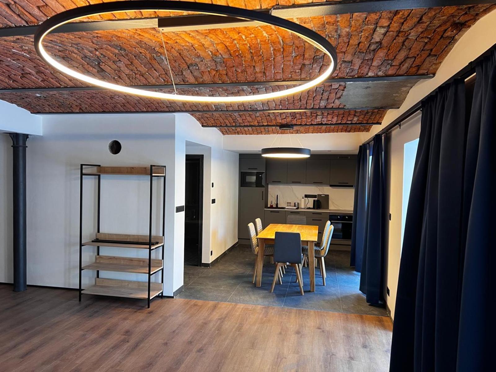Apartment photo 1