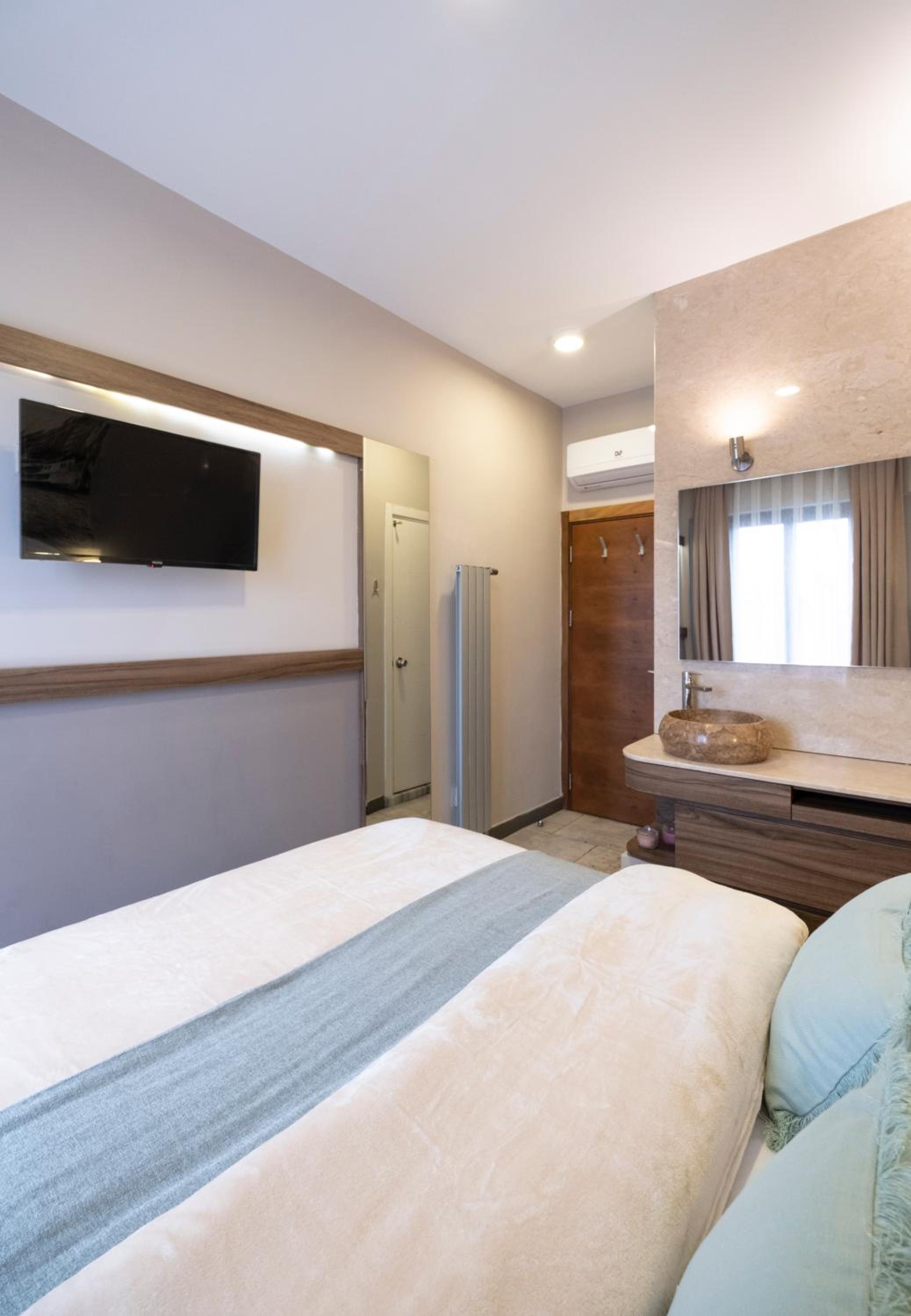 Double Room photo 3