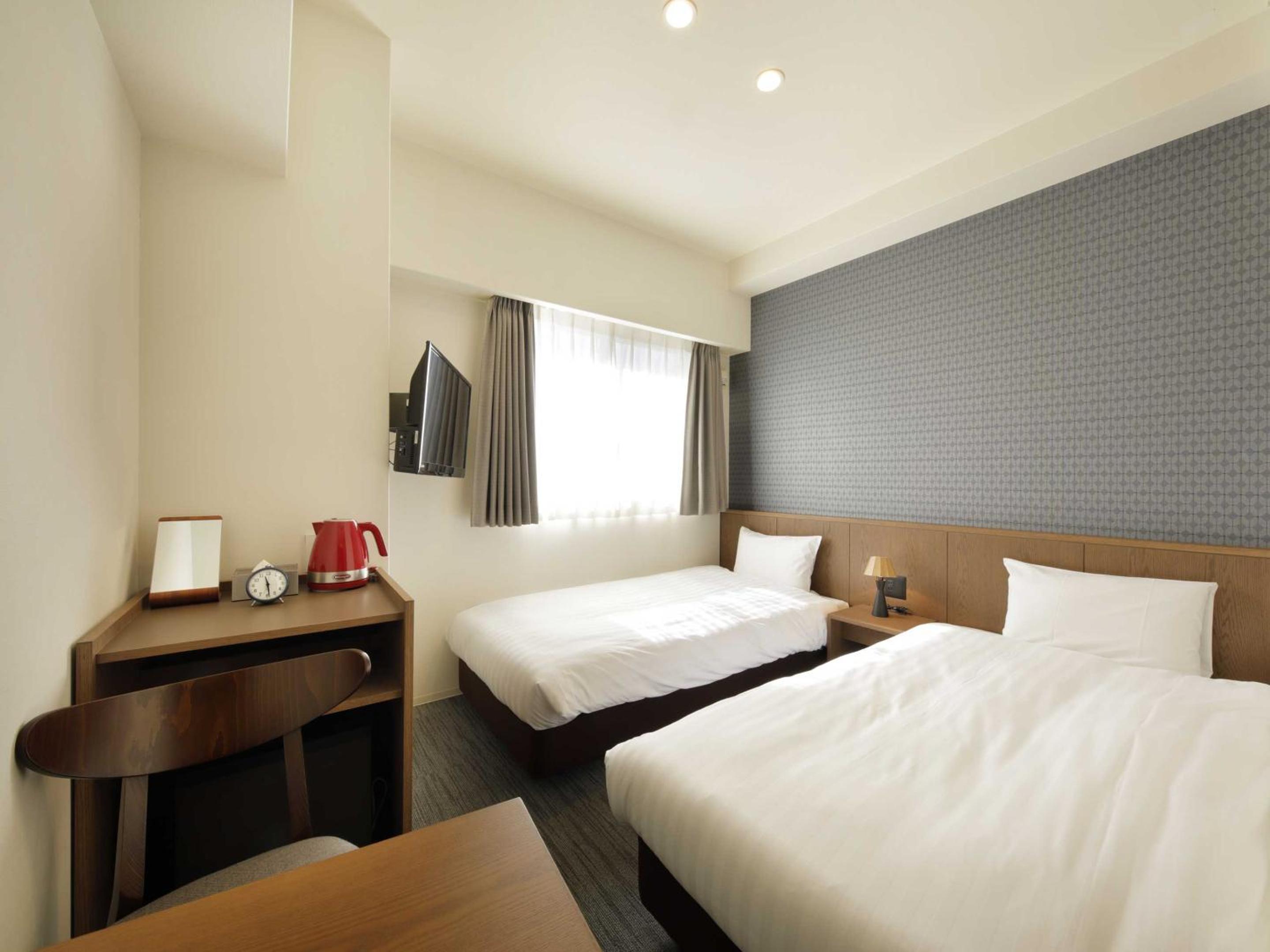 Twin Room A - Non Smoking - Photo 1