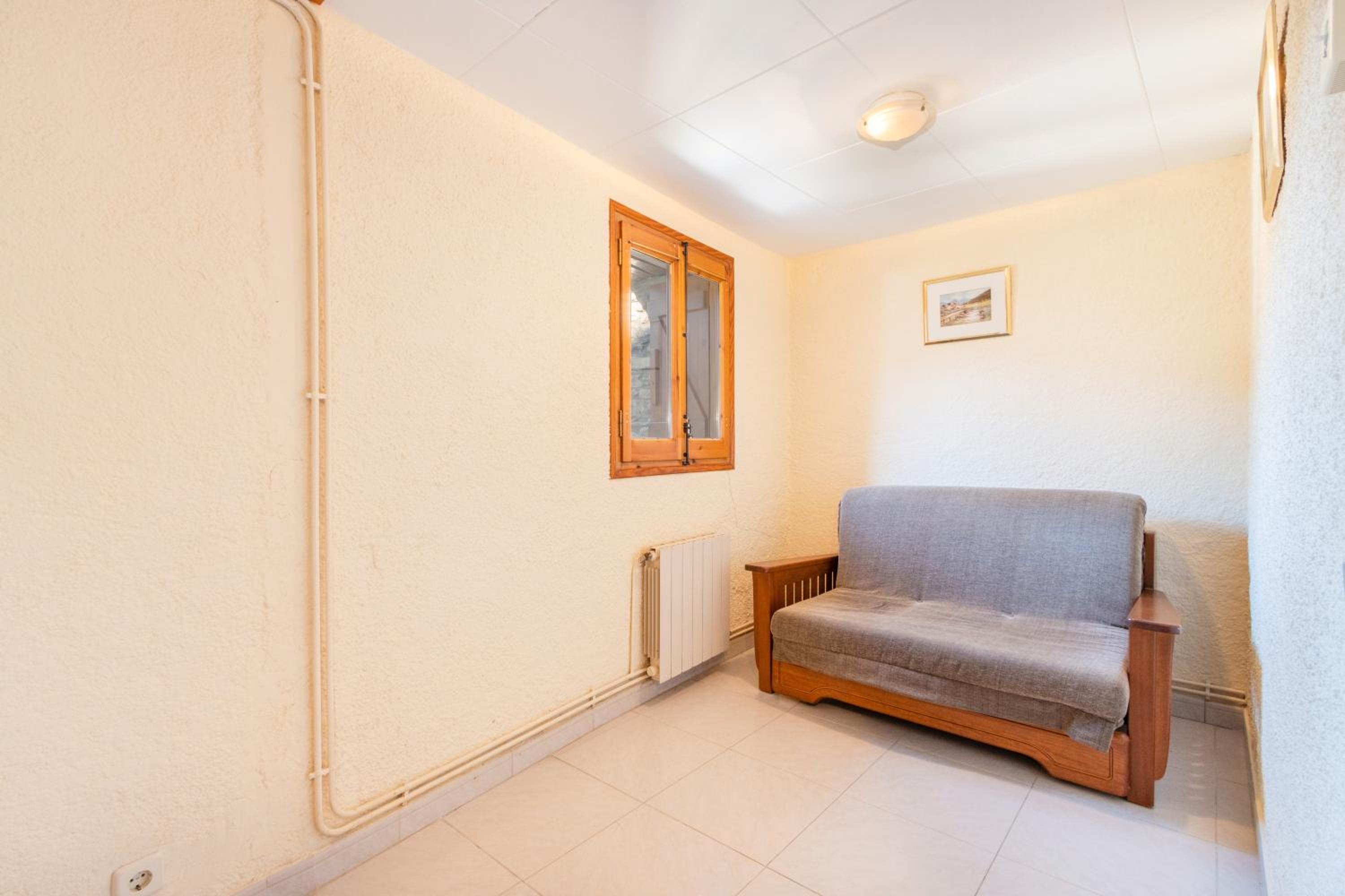 Apartamento de un dormitorio superior con balcón