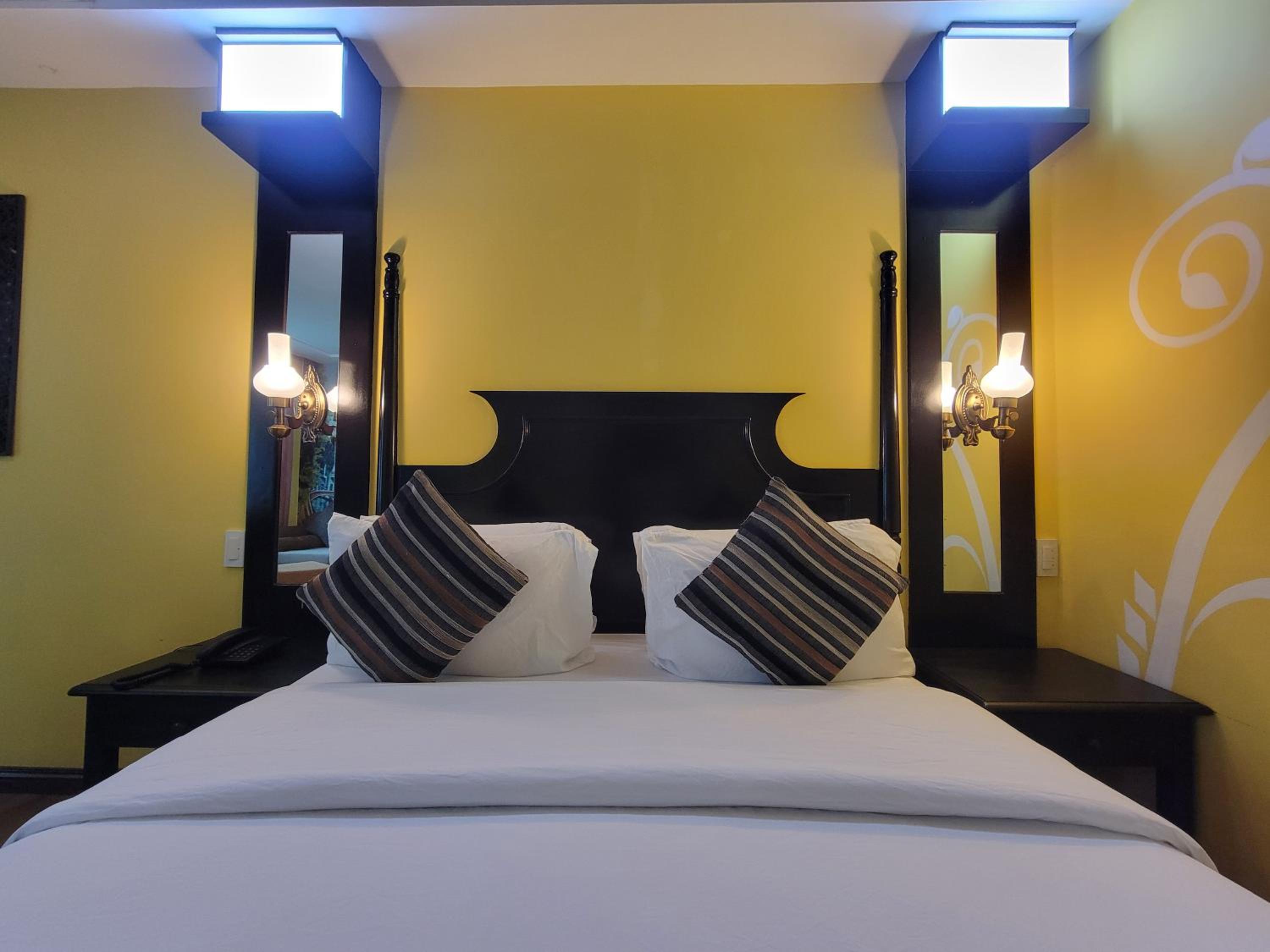 Superior Double or Twin Room - Photo 3