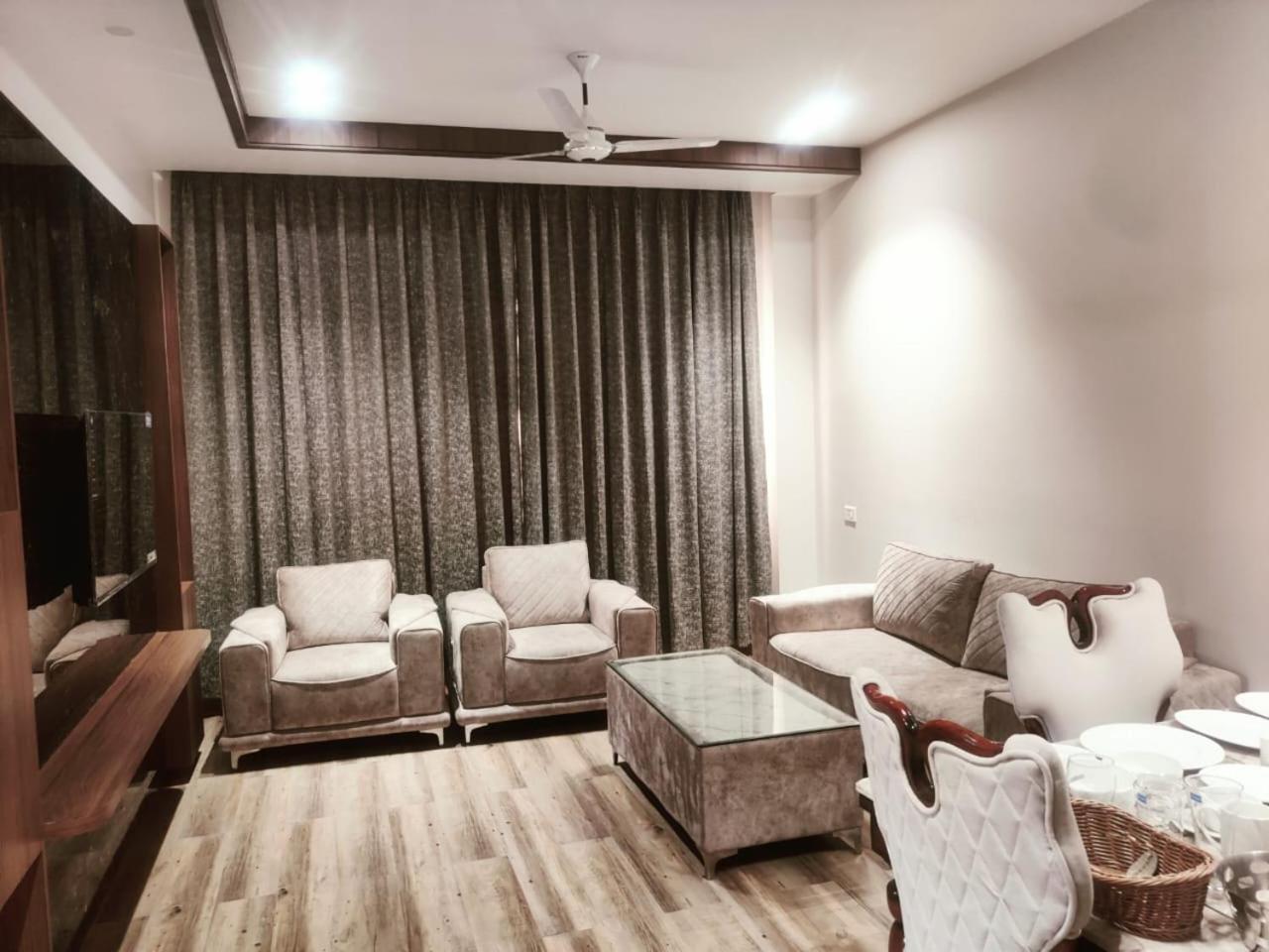 Executive Suite photo 3