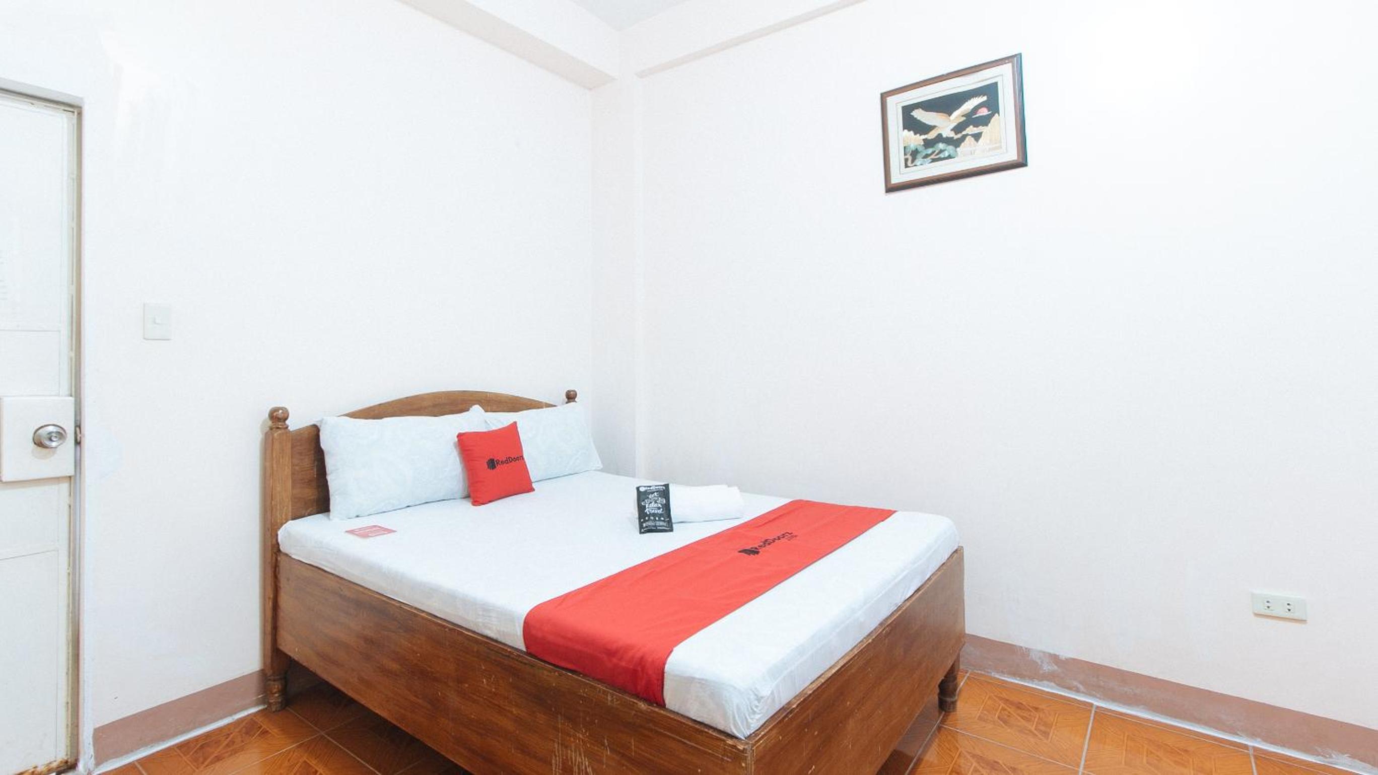 Double Room - Photo 3